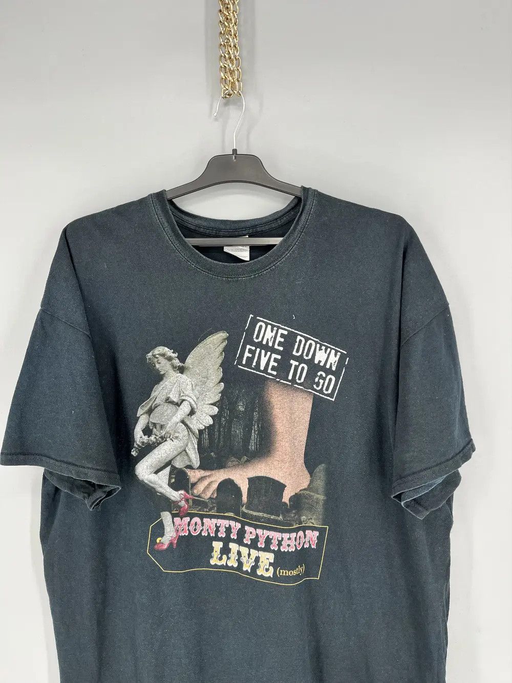 Band Tees RARE VINTAGE MONTY PYTHON TOUR UK COMEDY TROUPE TEE T SHIRT Size US XXL / EU 58 / 5 - 6 Thumbnail