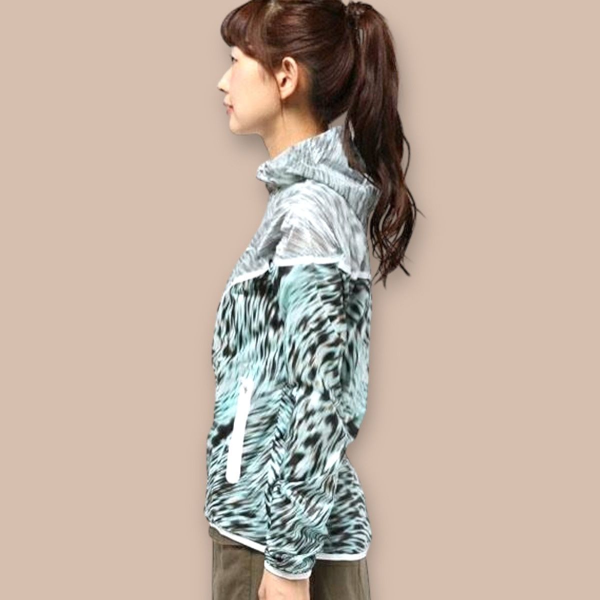 Nike WMNS NIKE TECH WINDRUNNER JACKET Size US S / EU 44-46 / 1 - 22 Thumbnail