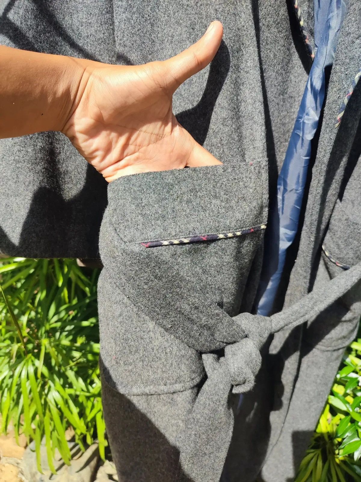 Burberry Burberry London Wool Robe Coat w/ Belt Made in Japan, Size M Size M / US 6-8 / IT 42-44 - 6 Thumbnail