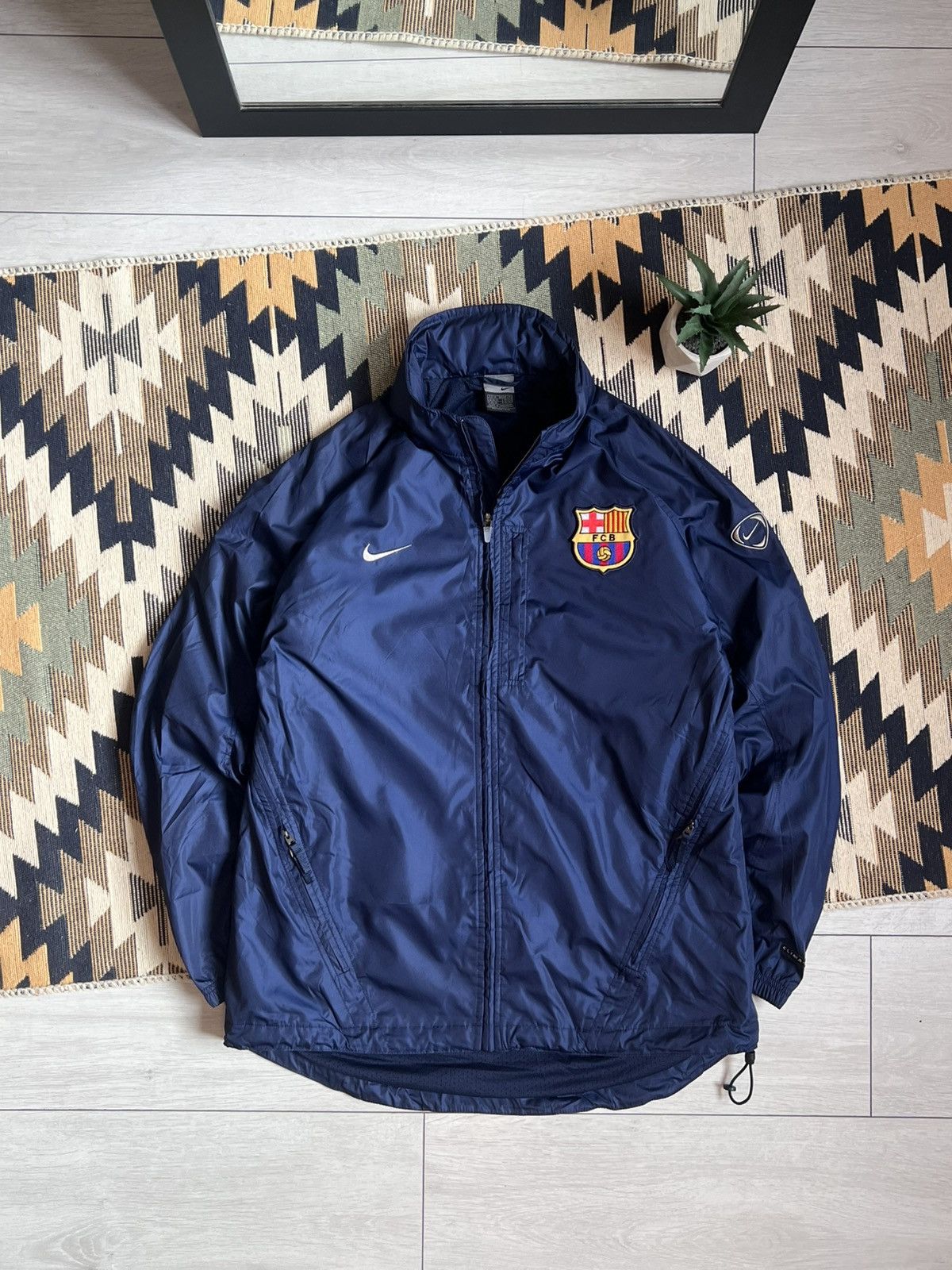 Nike Vintage Nike F.C Barcelona 2002/03 Blokecore Soccer Jacket Size US M / EU 48-50 / 2 - 1 Thumbnail