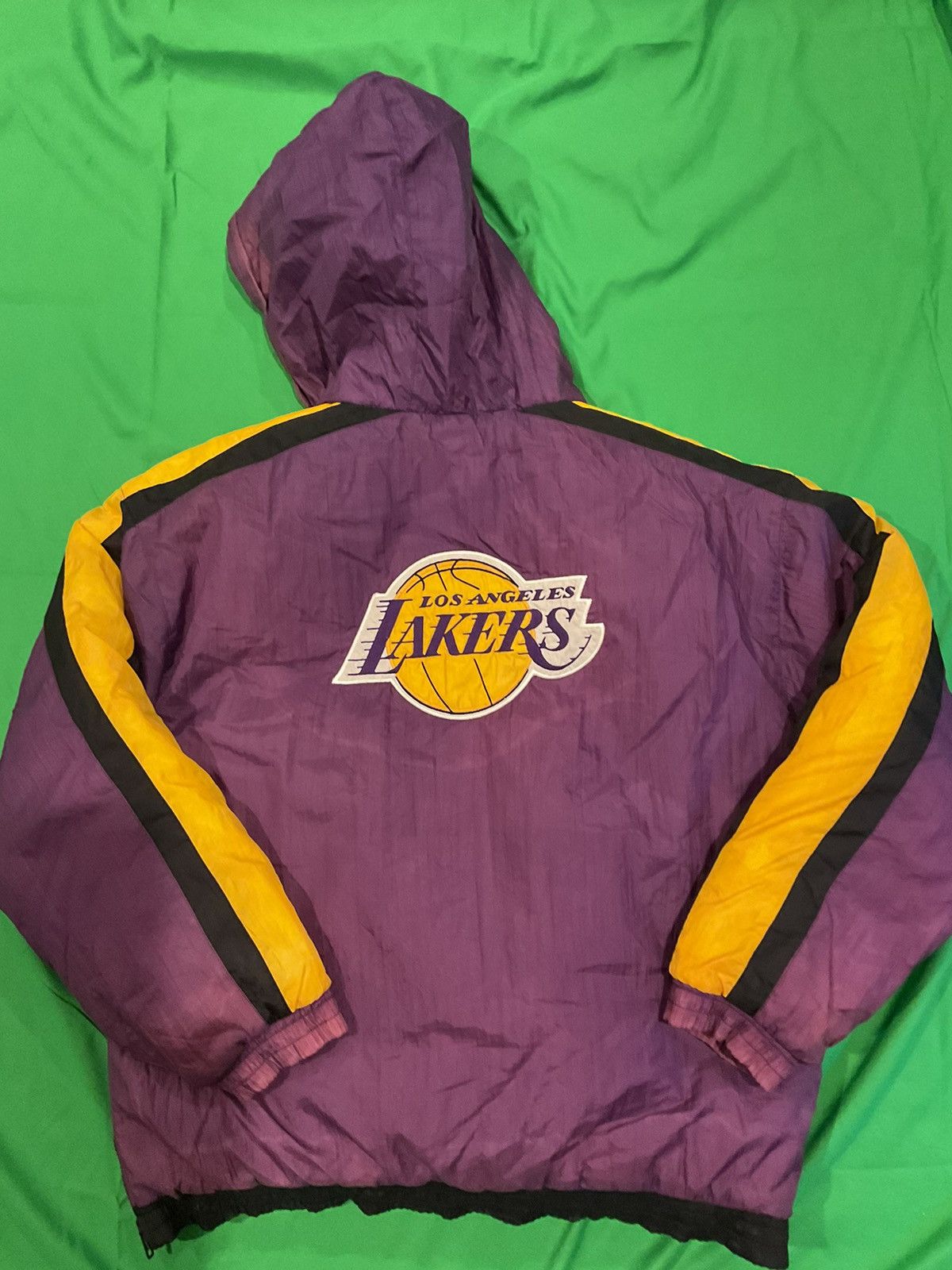 NBA × Vintage Vintage Los Angeles Lakers puffer jacket Size US M / EU 48-50 / 2 - 1 Thumbnail