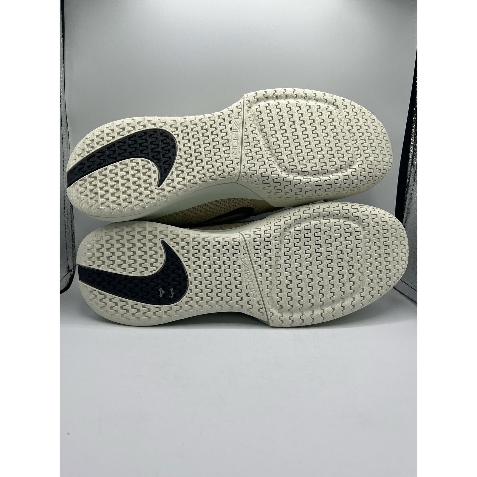 Nike Nike Vapor Pro 3 Heritage ‘Desert Khaki Sea Glass’ size 11 Size US 11 / EU 44 - 5 Thumbnail