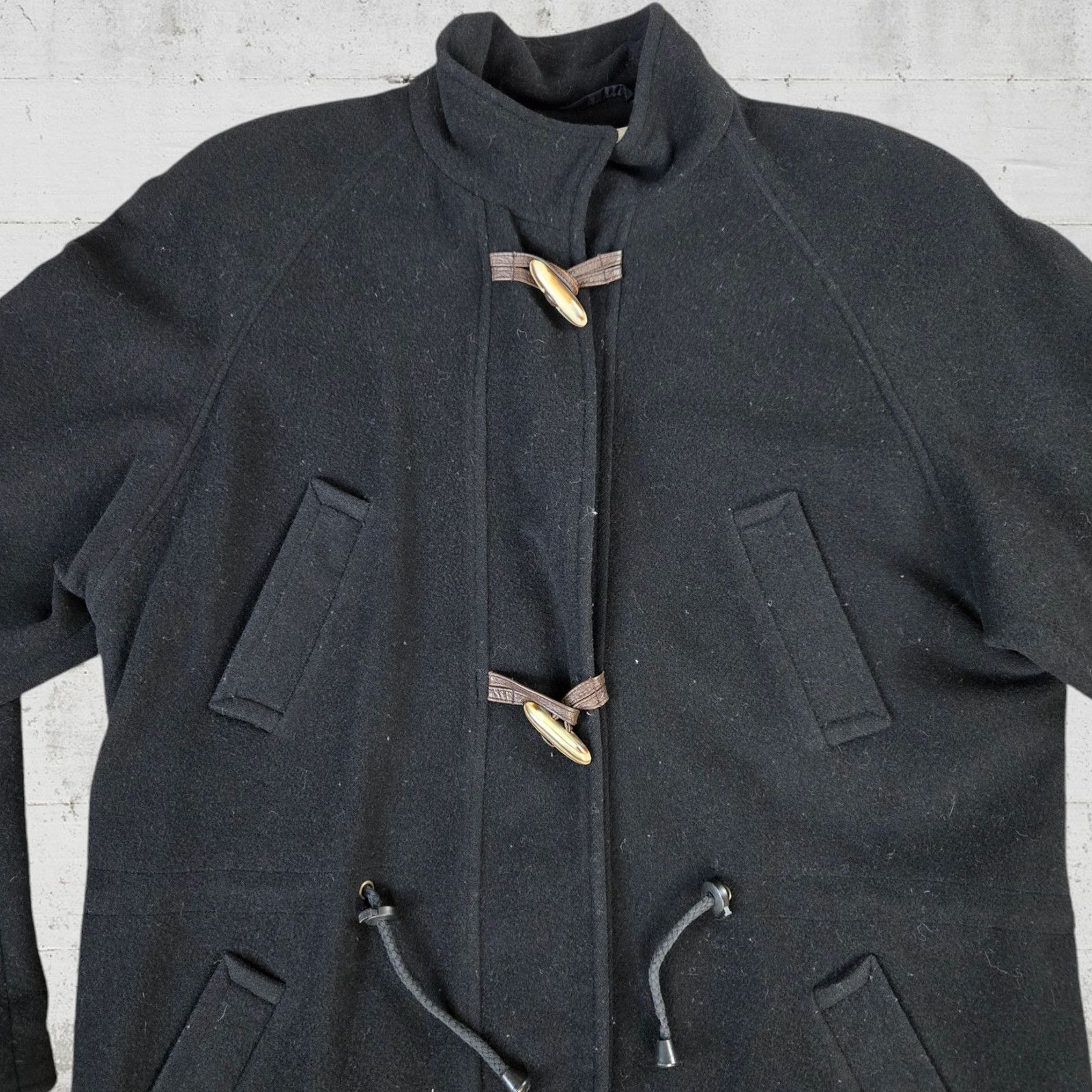 Vintage Vintage Black Wool Blend Toggle Closure Coat Size Medium Size M / US 6-8 / IT 42-44 - 3 Thumbnail