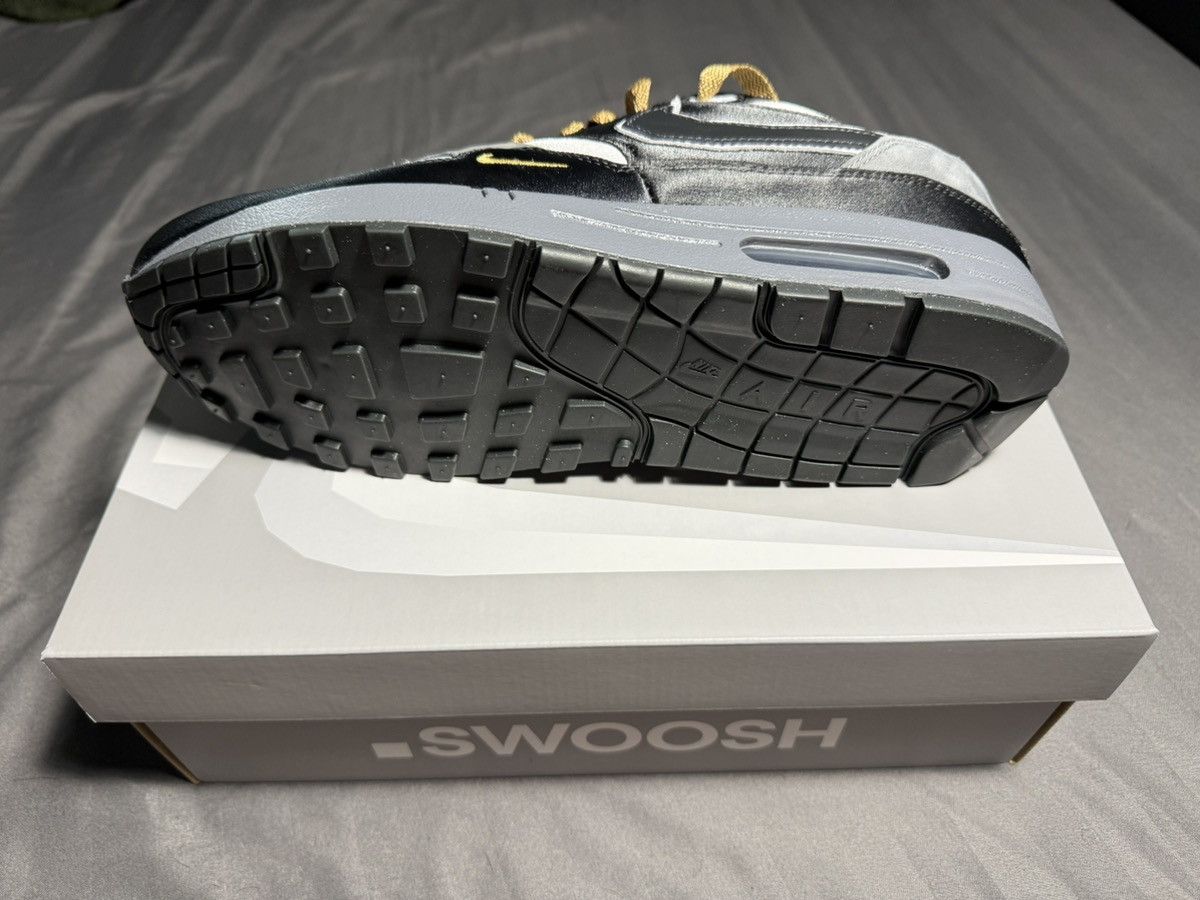 Nike Nike Air Max 1 Low Poly Big Head Mode Size US 10.5 / EU 43-44 - 3 Thumbnail