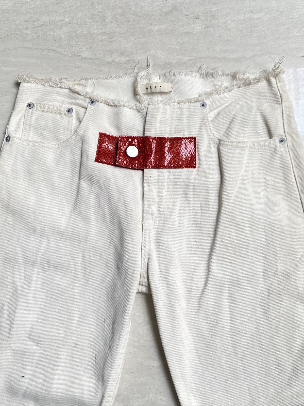 1017 ALYX 9SM ALYX White Pants Size US 29 - 2 Thumbnail