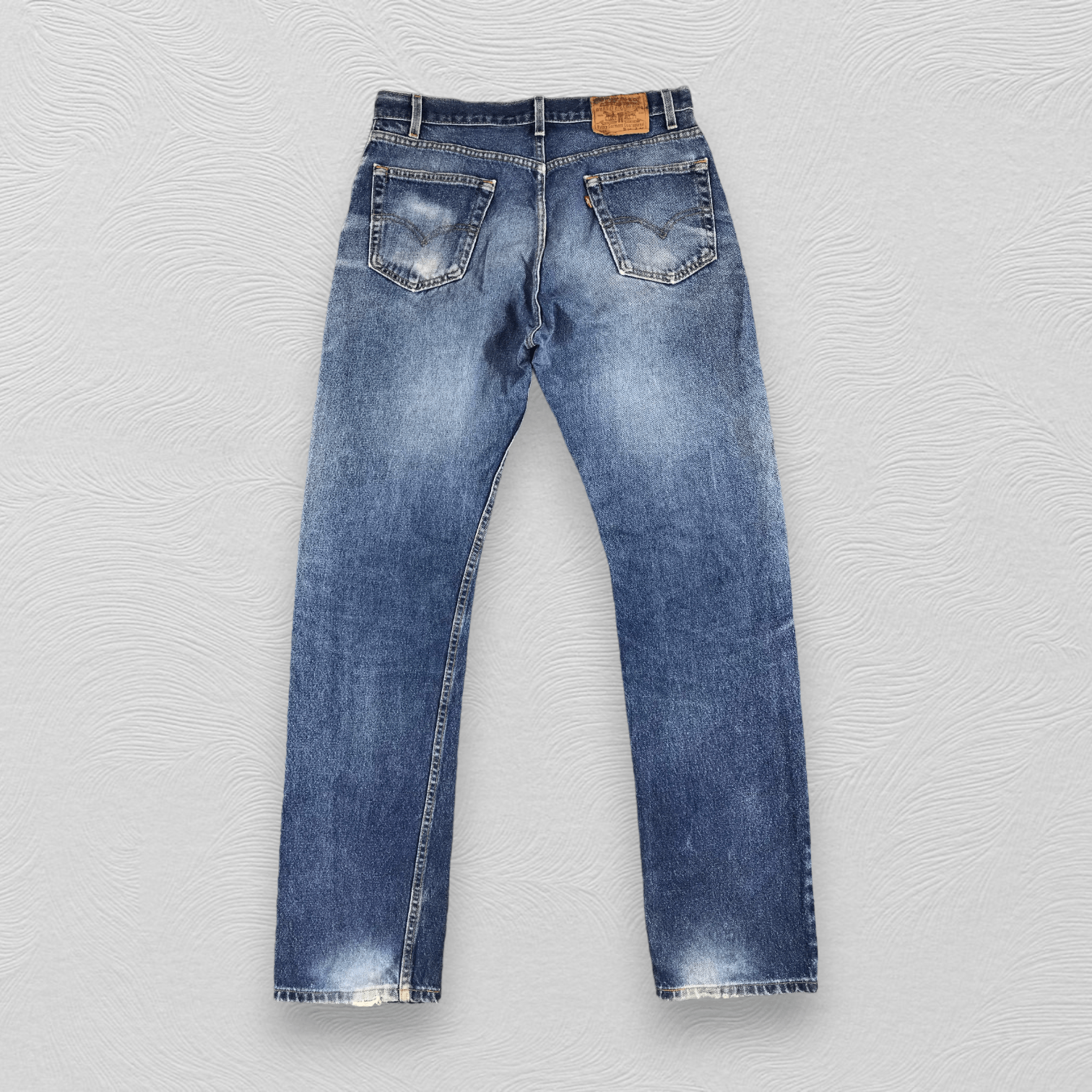 Levi's Vintage Levis 505 Jeans Faded Blue Distressed Denim KJ179 Size US 34 / EU 50 - 2 Thumbnail