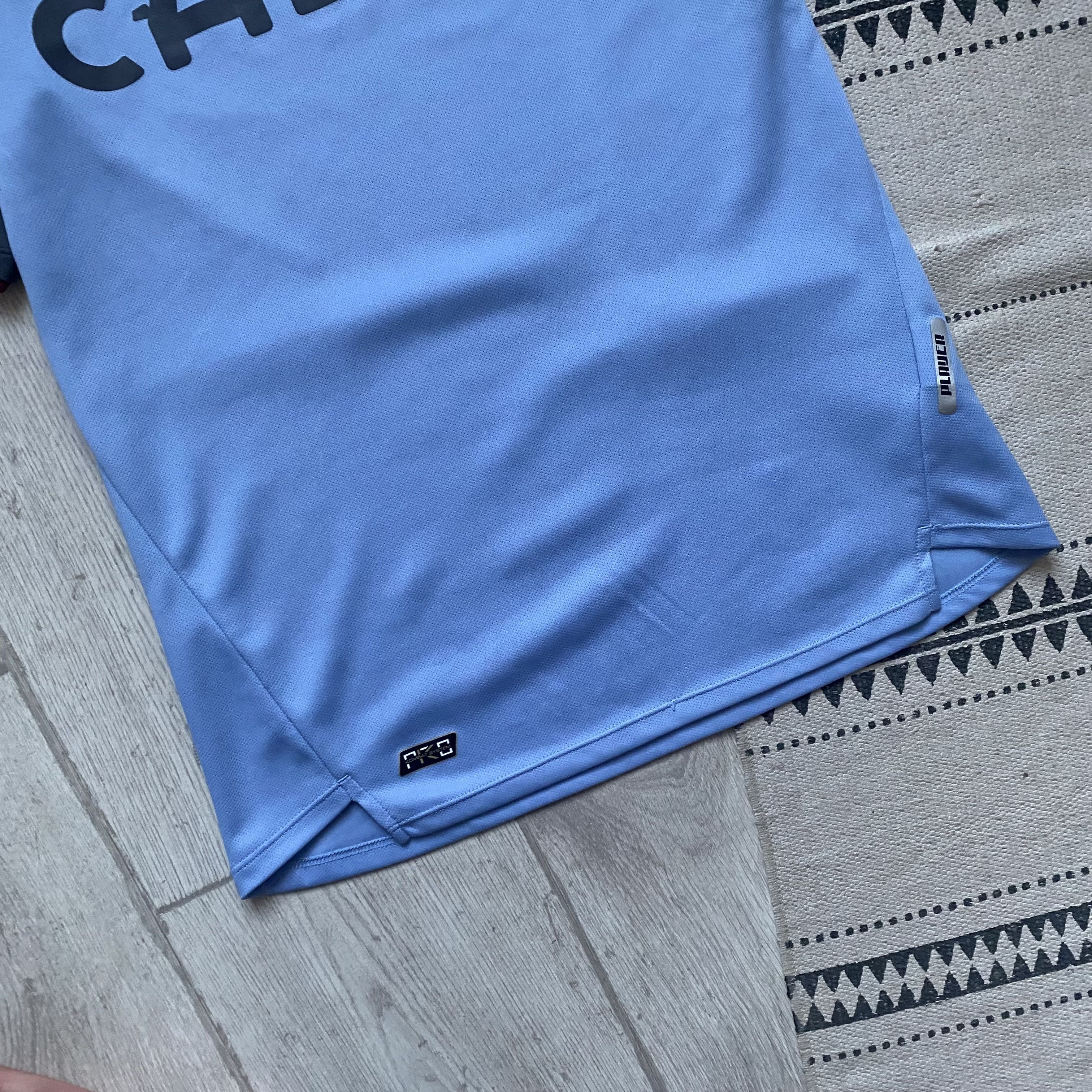 Kappa ⚽️ Blockore Gara Kappa Aston Villa FC jersey Soccer Size US S / EU 44-46 / 1 - 3 Thumbnail