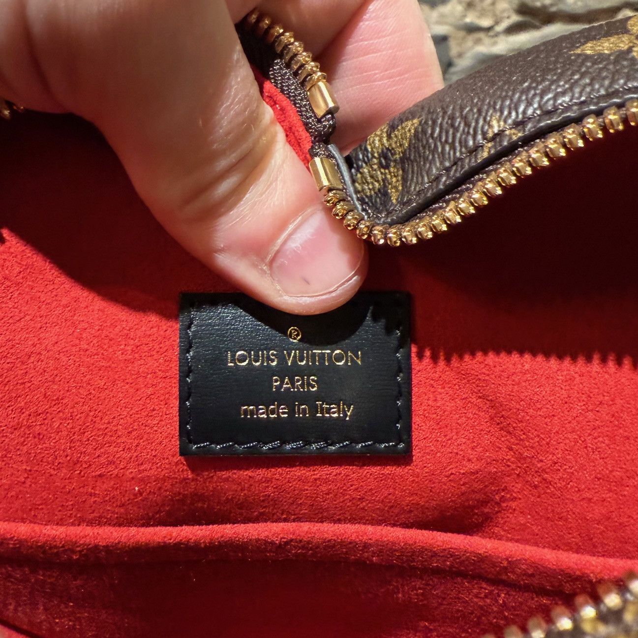 Louis Vuitton Louis Vuitton 2021 Fall In Love Sac Coeur Monogram Bag Size ONE SIZE - 8 Thumbnail