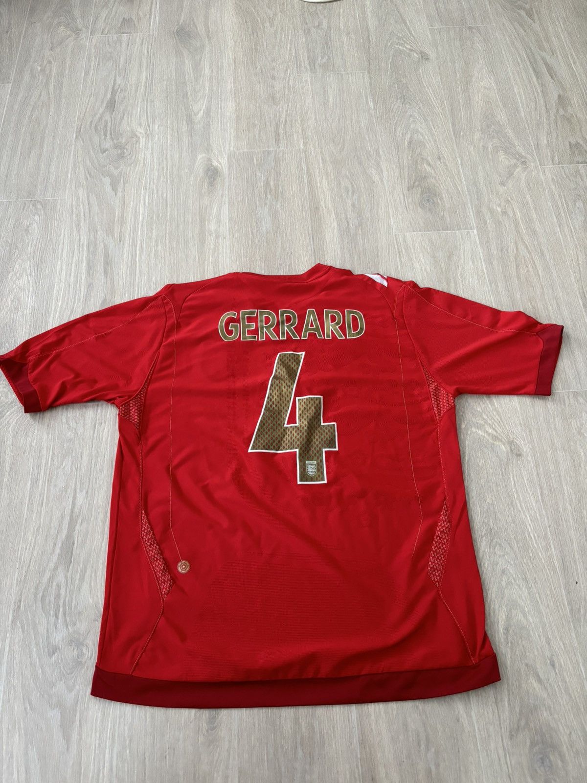 Vintage Vintage England Gerrard soccer jersey rare Size US XL / EU 56 / 4 - 1 Thumbnail