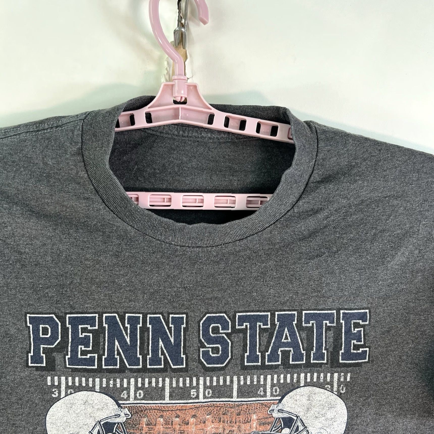 Penn VINTAGE Penn State Football T-Shirt Mens 2XL Gray Short Sleeve Size US XXL / EU 58 / 5 - 3 Thumbnail