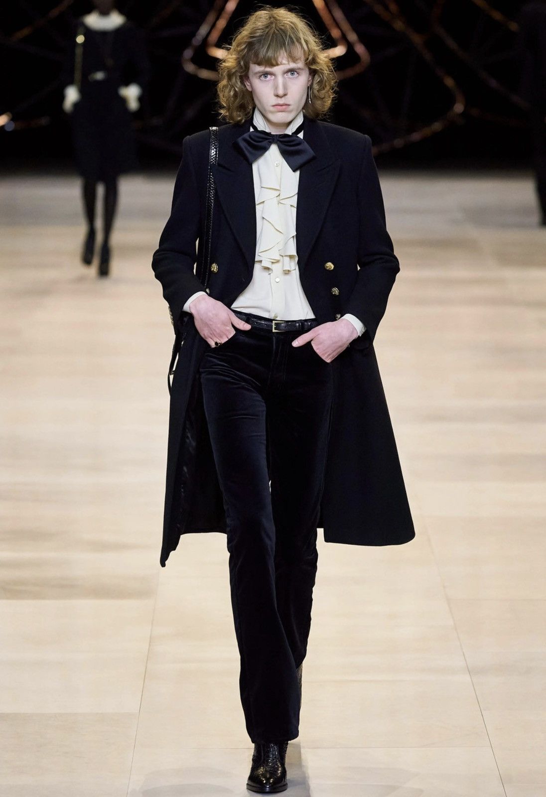 Celine Celine 20FW gold button double allure navy coat sz52 Size US L / EU 52-54 / 3 - 2 Thumbnail