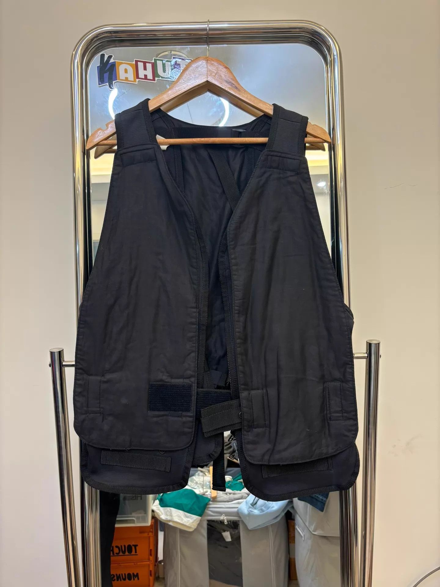 N.Hoolywood n.hoolywood archive military vest F 99% new rare Size US M / EU 48-50 / 2 - 3 Thumbnail