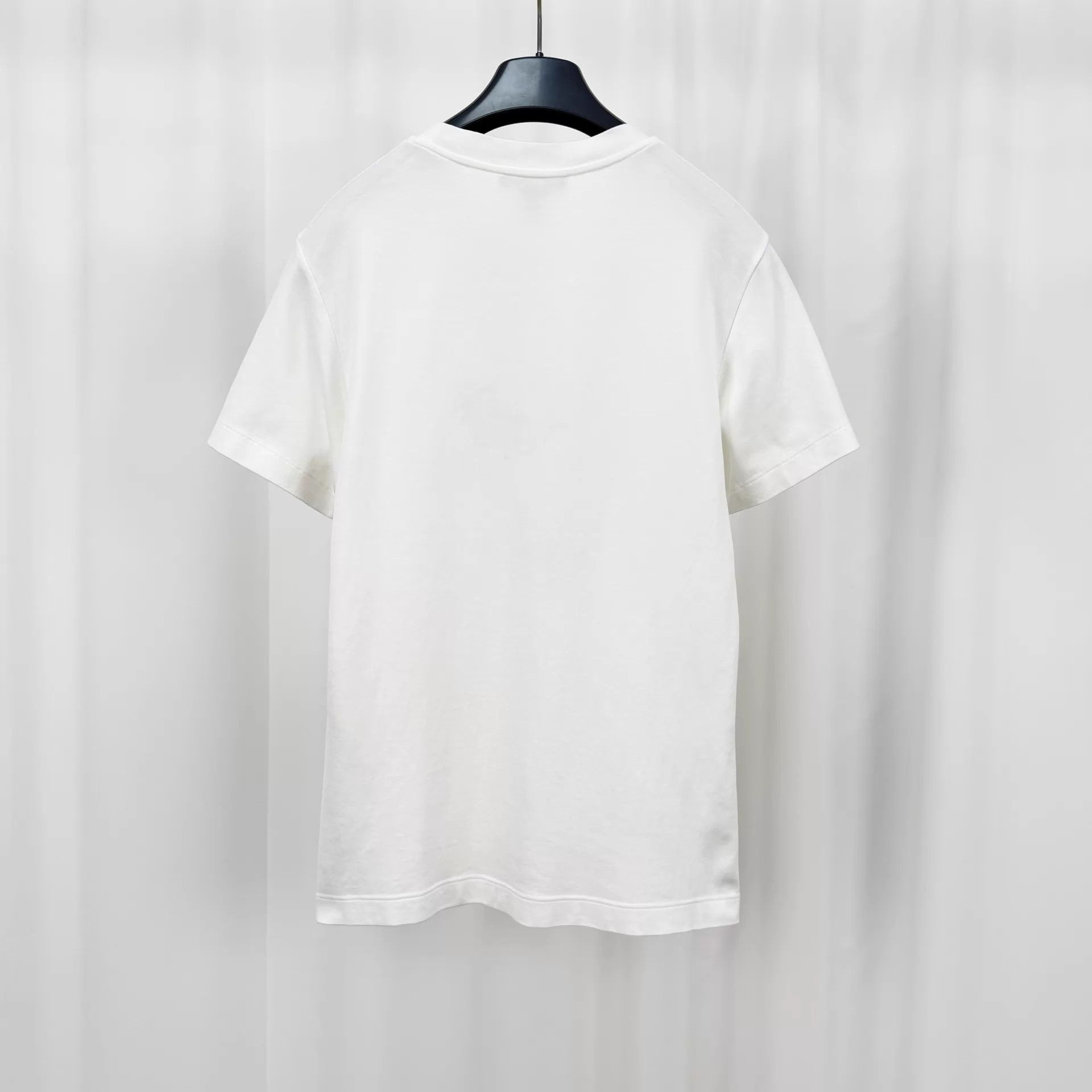 Louis Vuitton Louis Vuitton 25ss Neon Logo Short Tee S 98 New Size S / US 4 / IT 40 - 2 Thumbnail