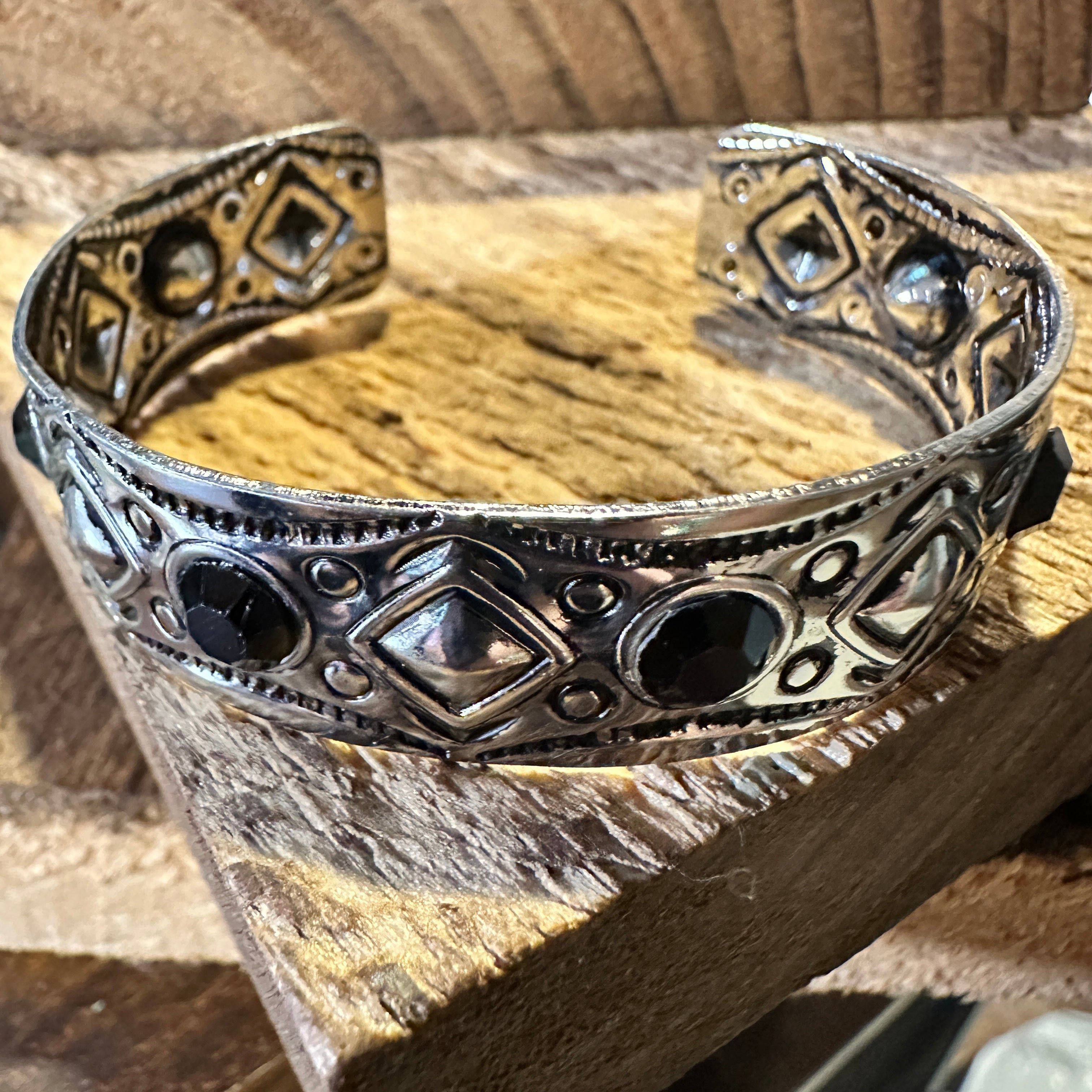 Other Boho Vintage Southwestern Navajo Open Cuff Bracelet, Black O Size ONE SIZE - 2 Thumbnail