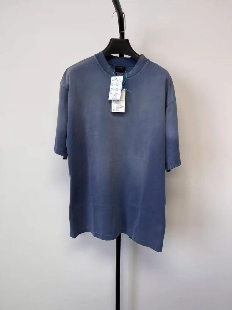 Balenciaga Balenciaga Letter Logo embroidered crewneck pullover T-shi Size US XS / EU 42 / 0 - 2 Thumbnail