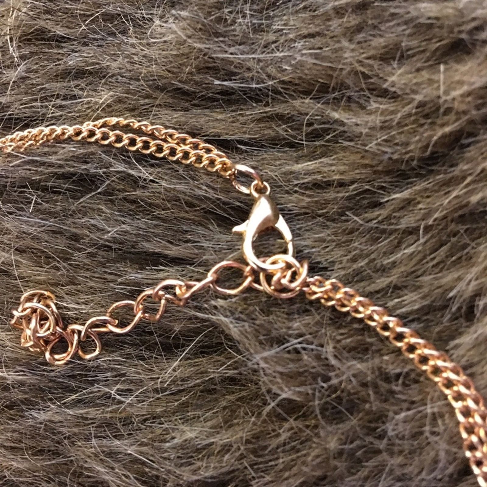 Vintage Vintage gold tone leaf body jewelry necklace Size ONE SIZE - 7 Thumbnail