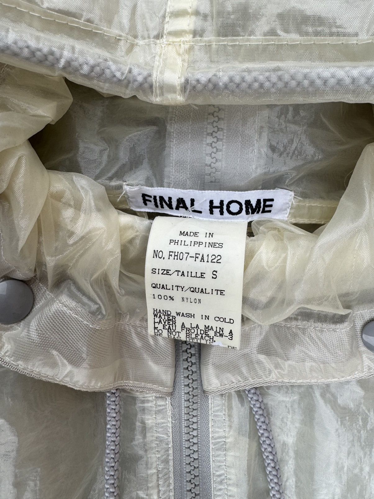 Final Home Final Home 1994 transparent survival parka MoMA Size US S / EU 44-46 / 1 - 4 Thumbnail