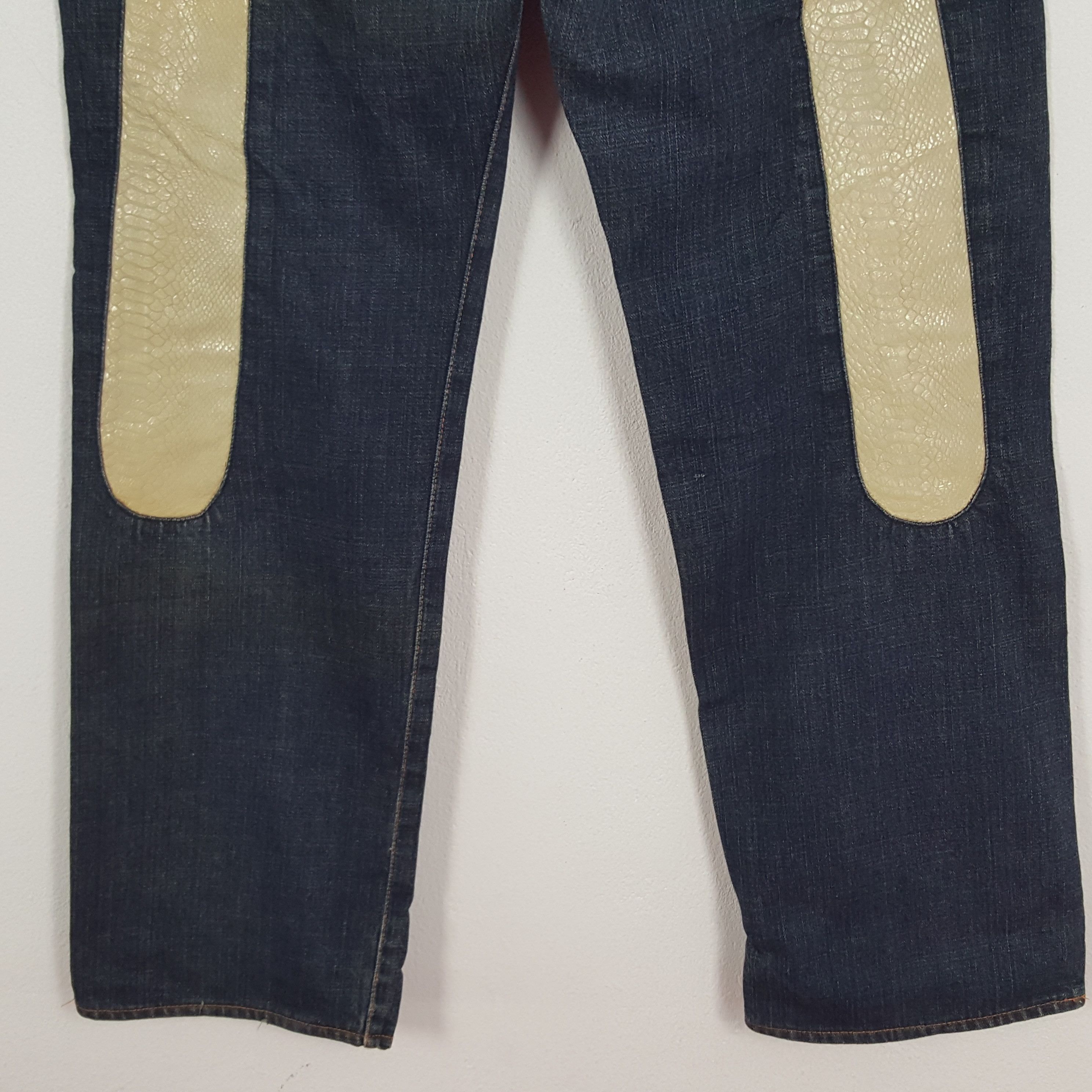 Evisu × Vintage Vintage Evisu Japan Leather Daicock Snake Design Denim Jeans Size US 31 - 3 Thumbnail