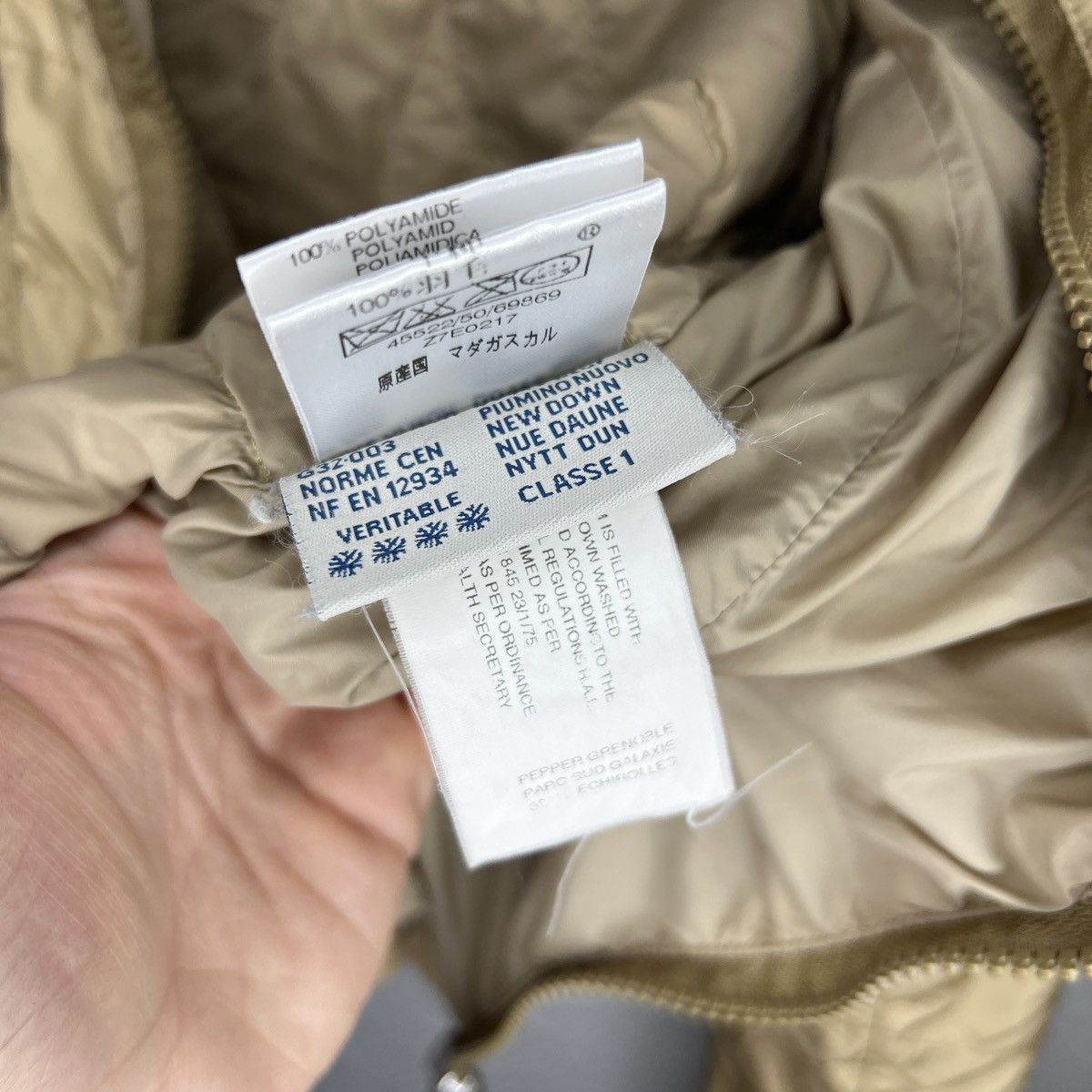 Moncler Moncler Puffer Light Jacket Beige Archive Nylon Logo Y2K Size M / US 6-8 / IT 42-44 - 9 Thumbnail