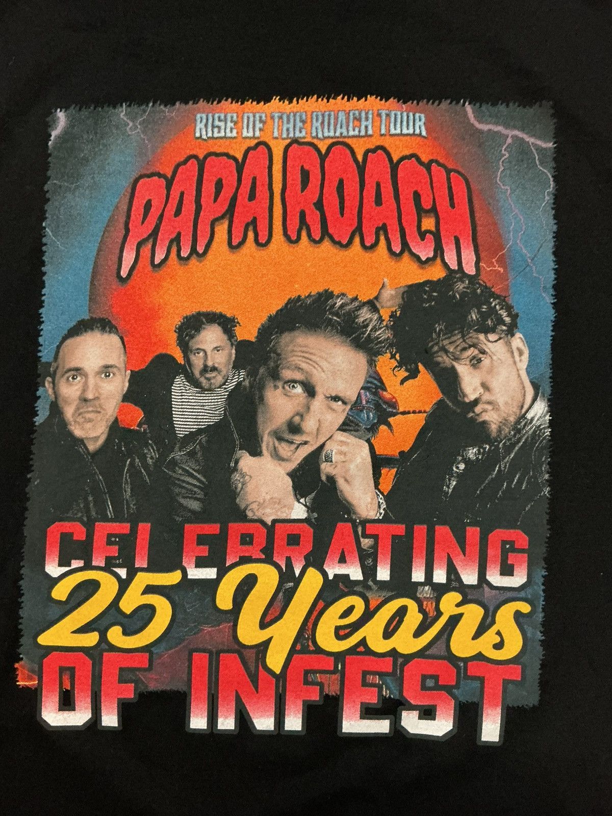 Band Tees Papa Roach Rise Of The Roach Tour 25 Years Of Infest T-Shirt Size US L / EU 52-54 / 3 - 1 Thumbnail