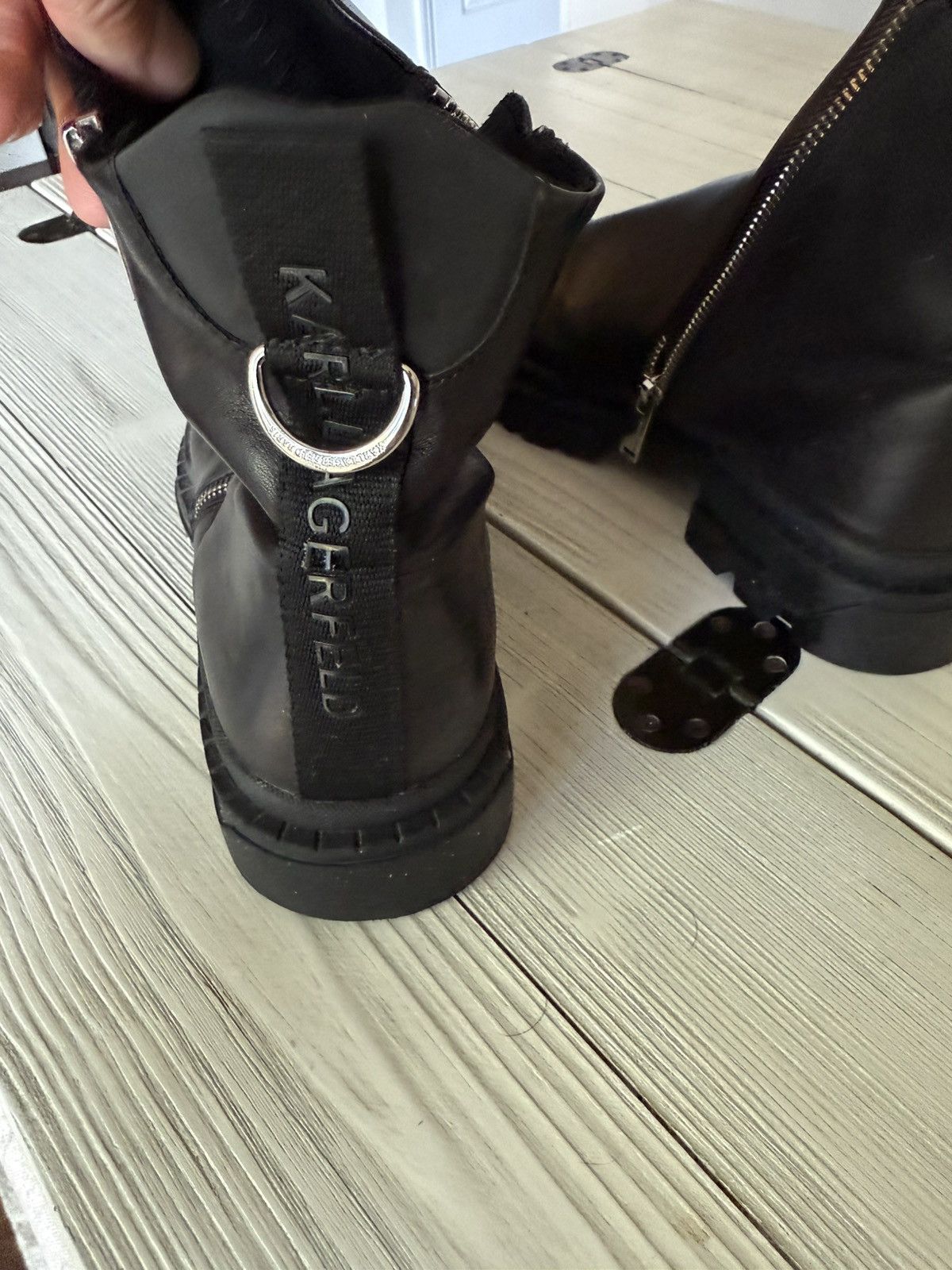 Karl Lagerfeld Karl Lagerfeld Black Leather Side-Zip Boots Size US 10.5 / EU 43-44 - 2 Thumbnail