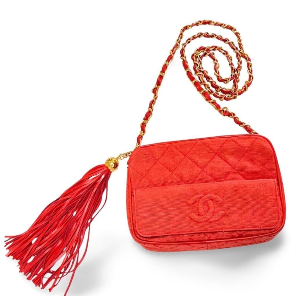 Chanel Vintage CHANEL red canvas camera bag style shoulder bag Size ONE SIZE - 1 Thumbnail