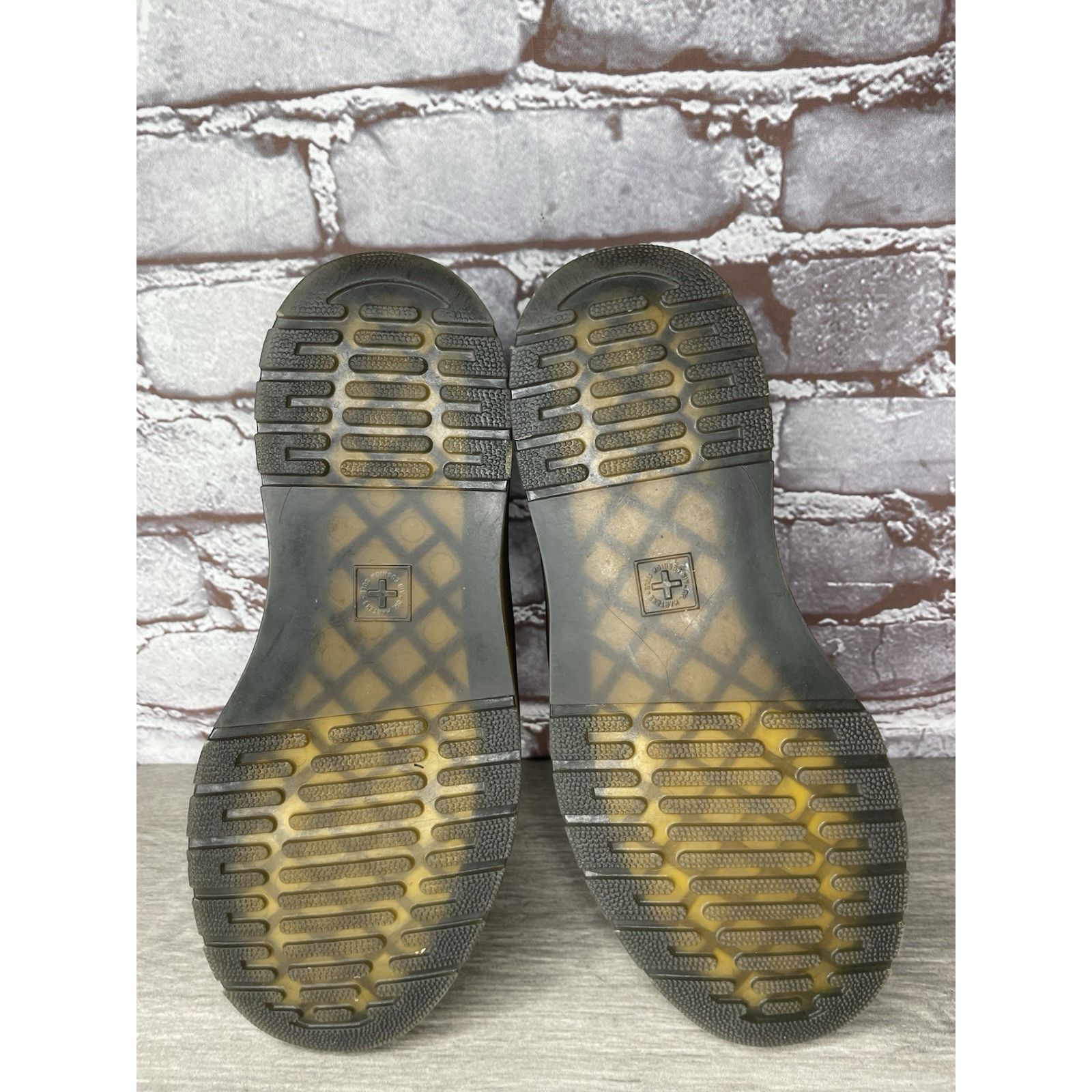Dr. Martens DR MARTENS Air Wair ZAVALALO Unisex Black Leather Shoes Wome Size US 7 / IT 37 - 15 Thumbnail