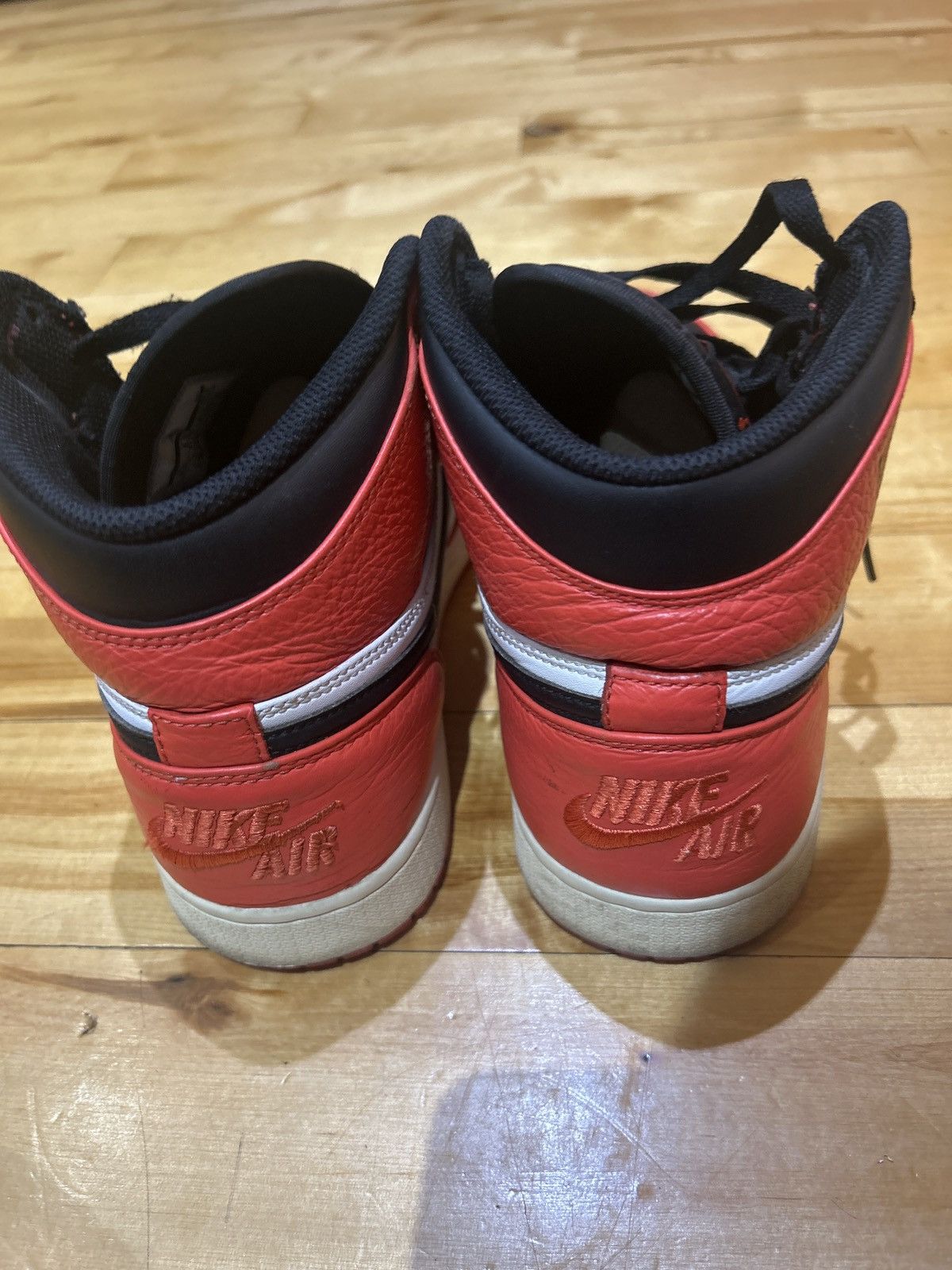 Jordan Brand Air Jordan 1 Retro High 23 Size US 9.5 / EU 42-43 - 5 Thumbnail