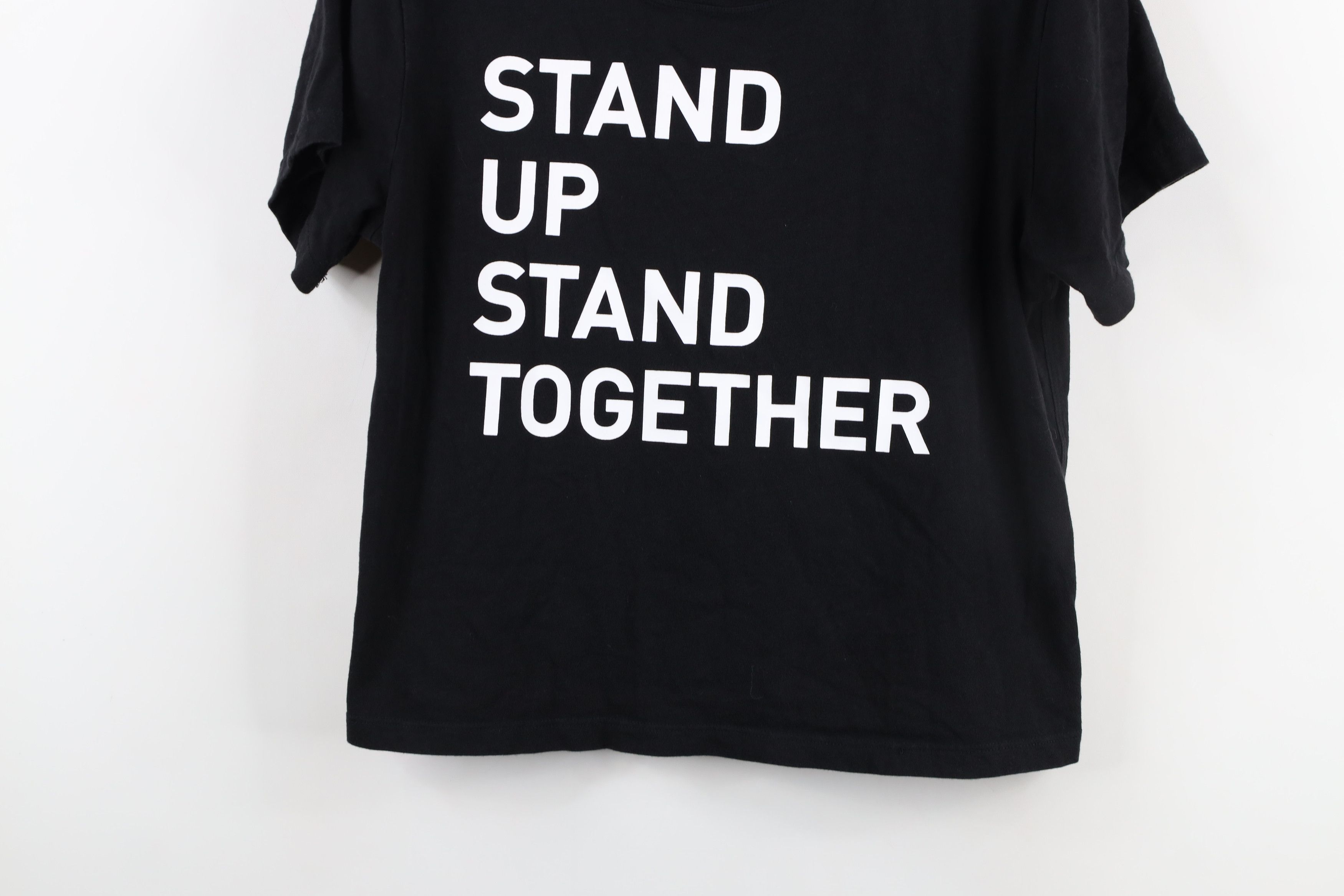 Athleta × Vintage Athleta Spell Out Stand Up Stand Together Cropped T-Shirt Size M / US 6-8 / IT 42-44 - 3 Thumbnail