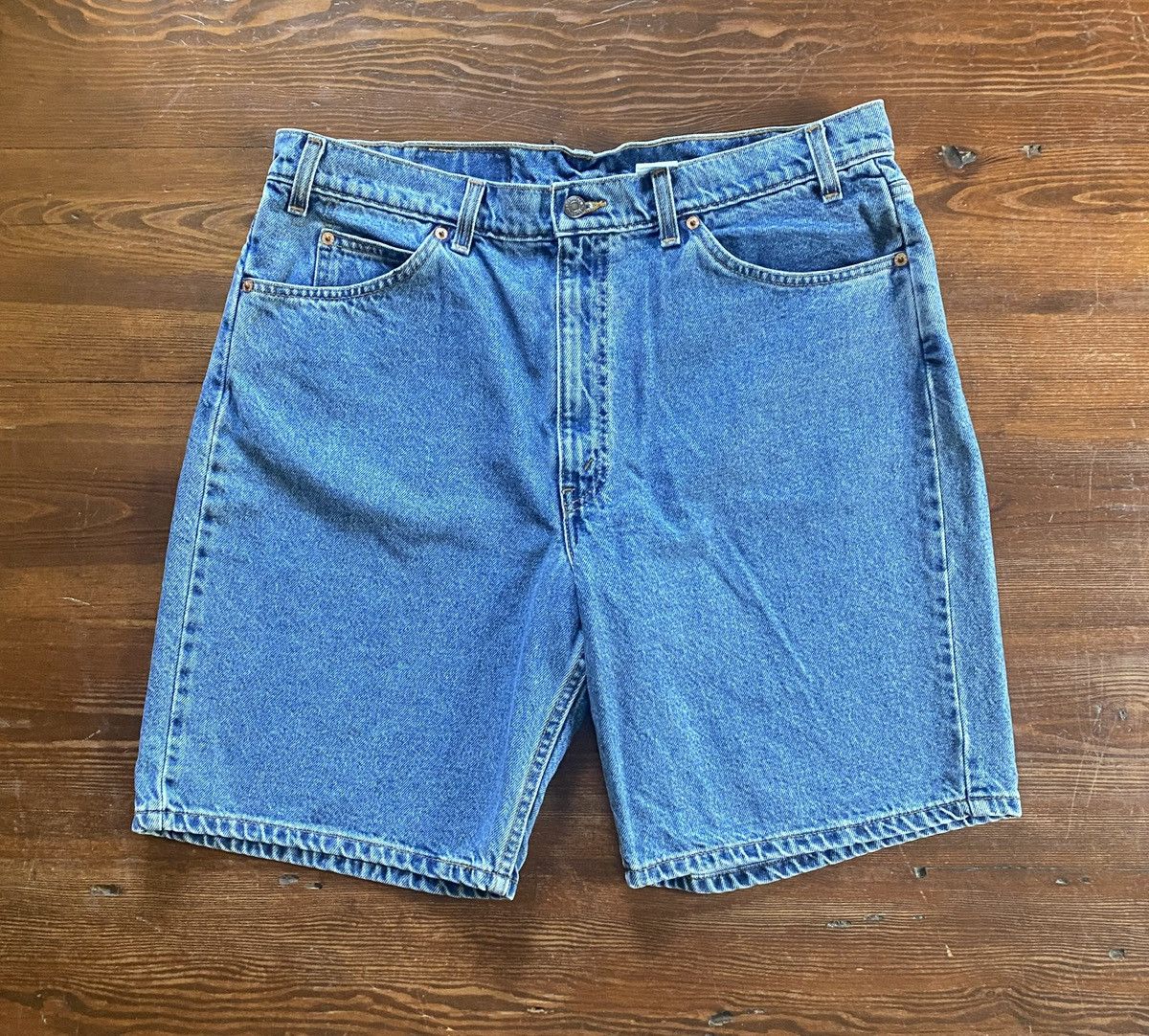 Levi's × Vintage Vintage ‘96 Levi’s 550 Orange Tab Relaxed Fit Jean Shorts Size US 37 - 6 Thumbnail