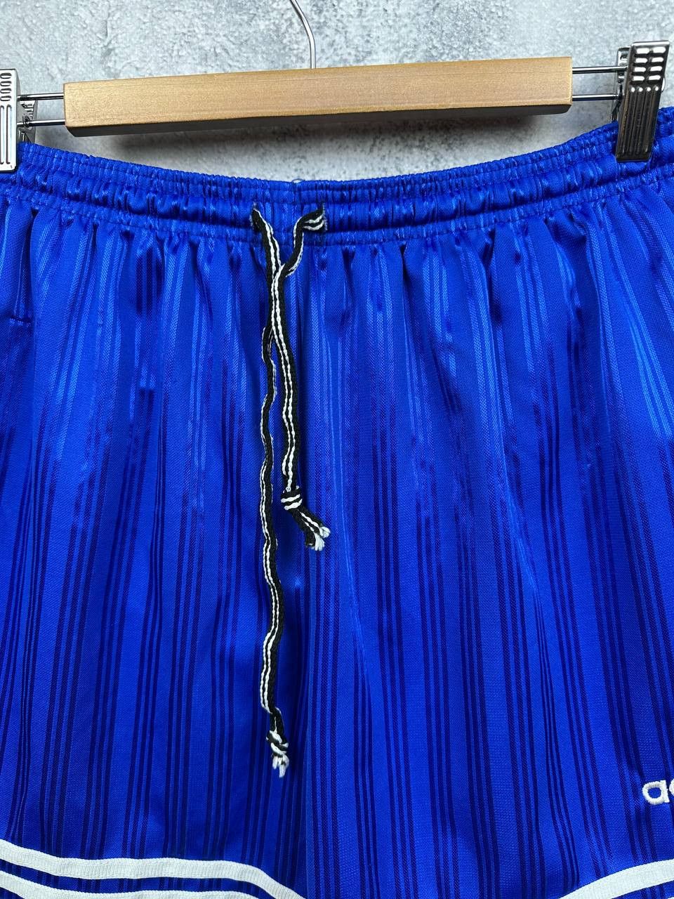 Adidas Adidas Made in England Vintage 90s Blue 3-Stripes Shorts Size US 32 / EU 48 - 4 Thumbnail