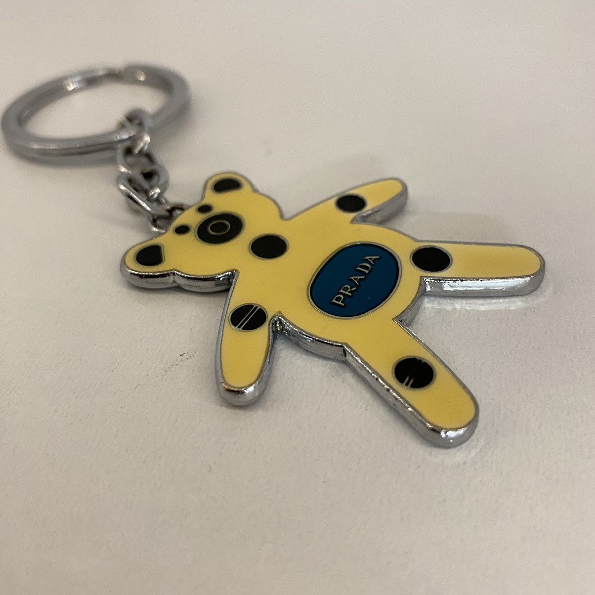 Prada Teddy Bear Prada Logo Metal Keyring Key Holder Keychain Size ONE SIZE - 6 Thumbnail