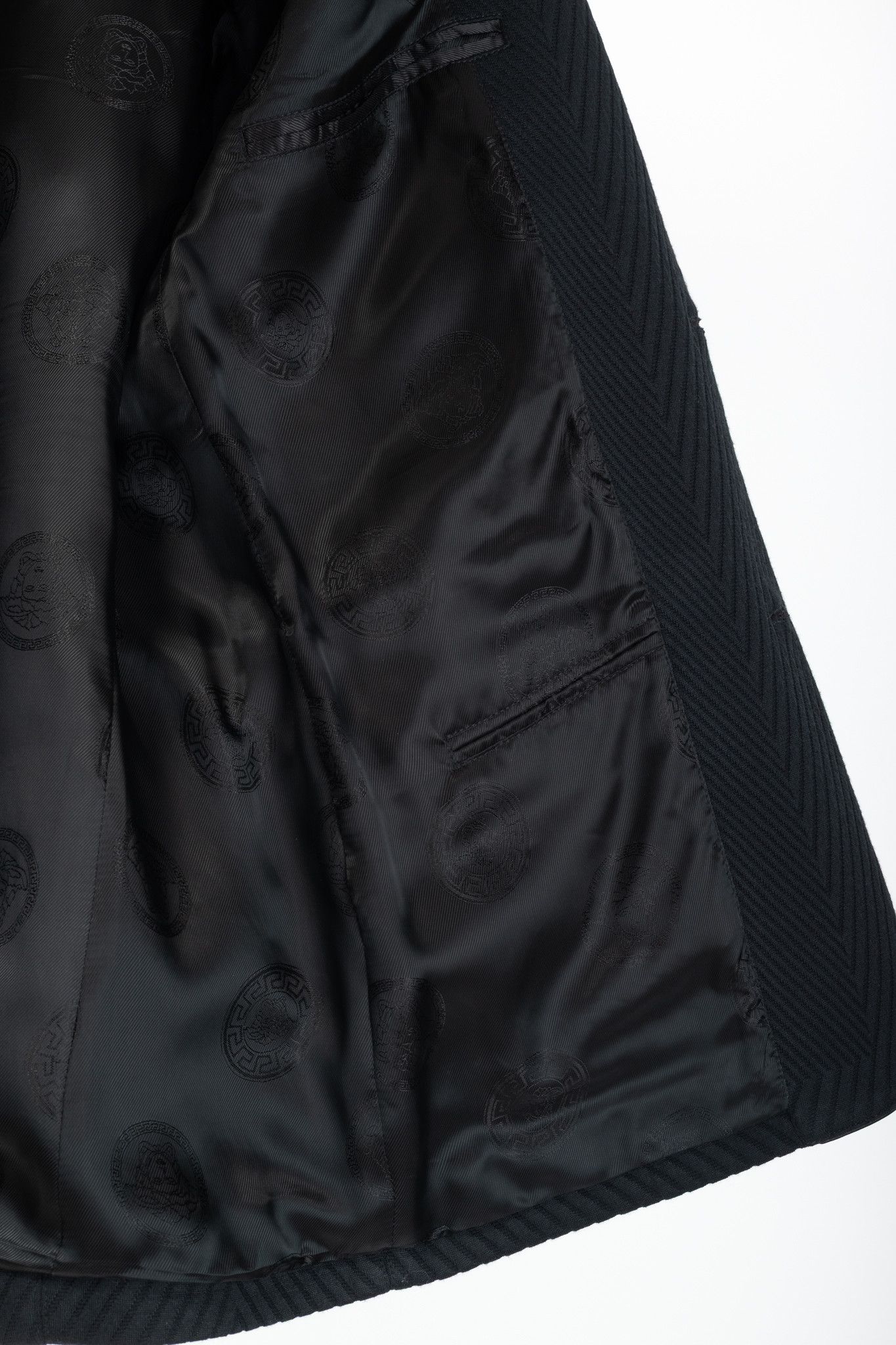 Versace Versace Black Textured Cotton Chevron Blazer Size 46R - 9 Thumbnail