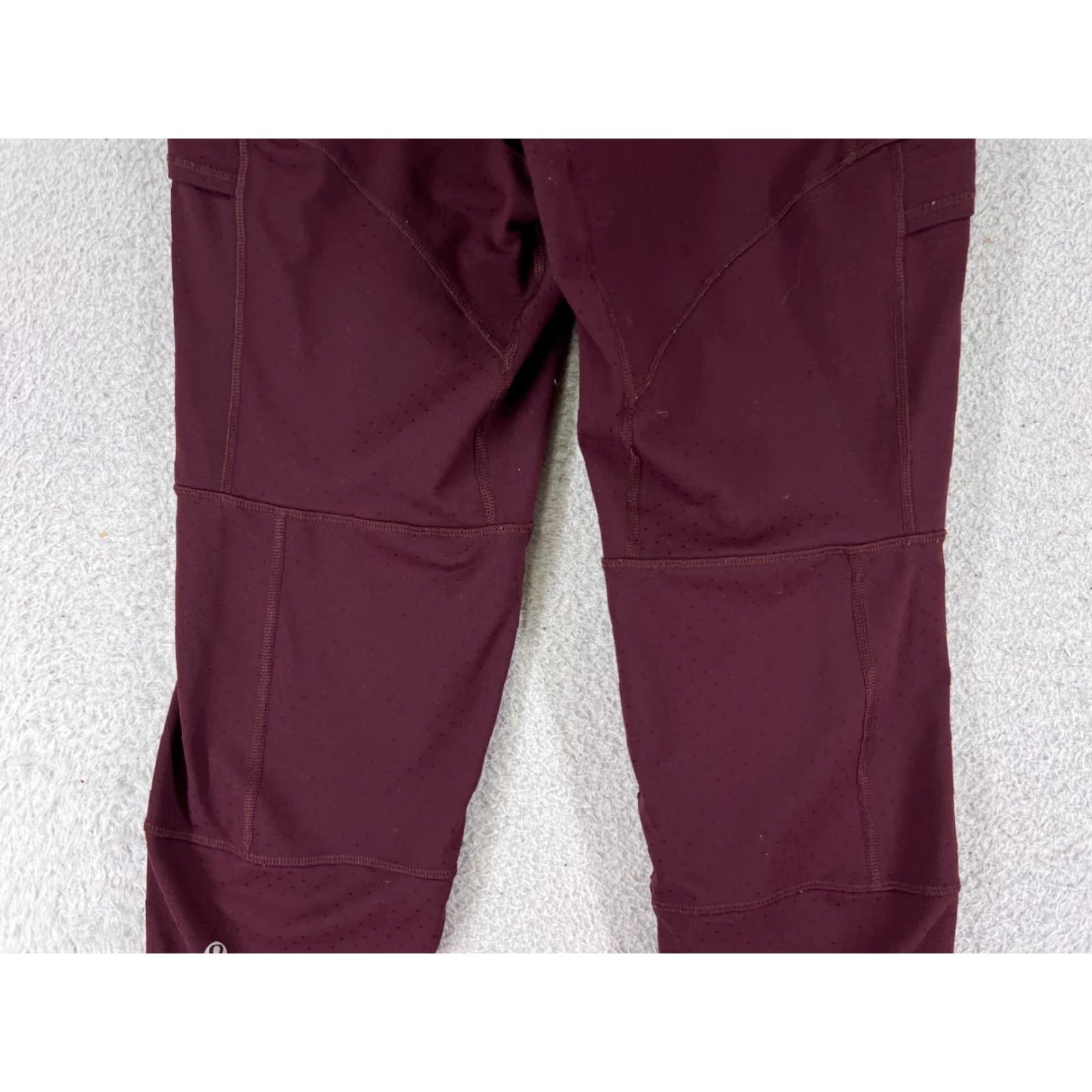 Lululemon Lululemon Pants Womens 4 Red Trail Tight Cargo Pockets Ankle Zip Size 27" / US 4 / IT 40 - 3 Thumbnail