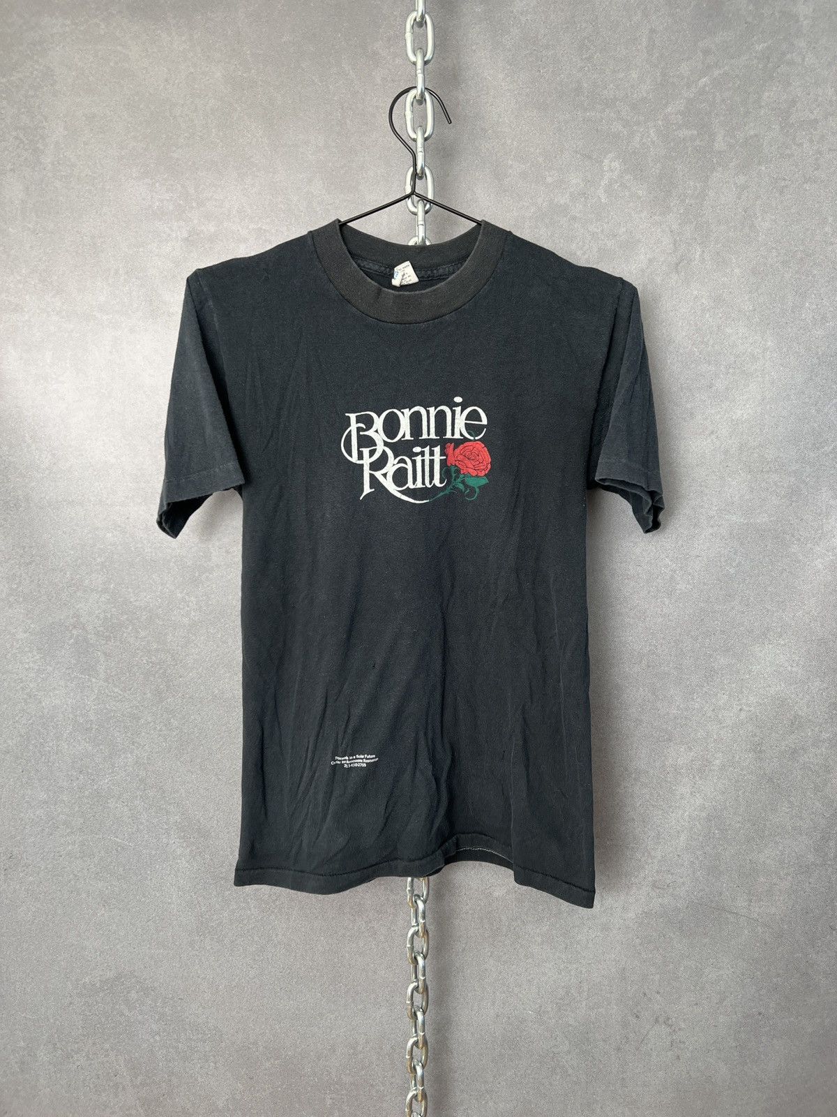 Band Tees Vintage Bonnie Raitt T-Shirt Solar Future Graphic Tee Black Size US M / EU 48-50 / 2 - 1 Thumbnail