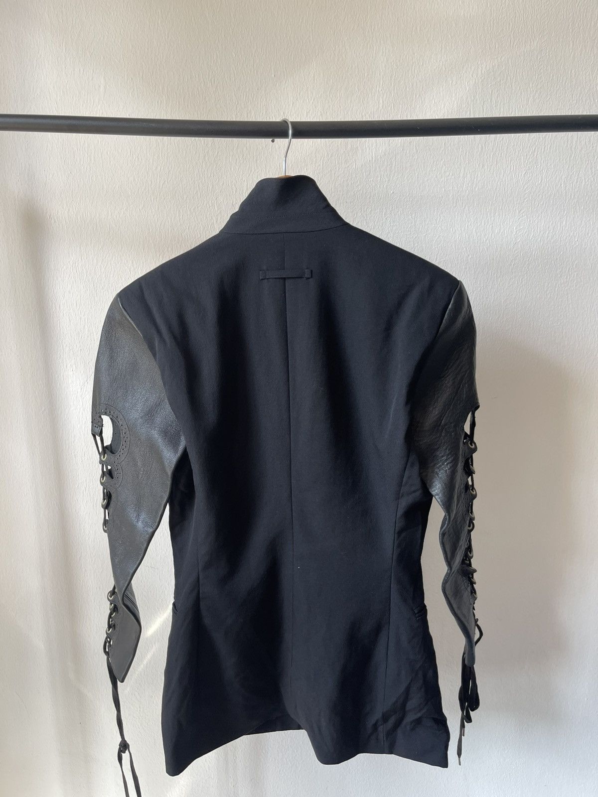 Jean Paul Gaultier Runway 1992 Jean Paul Gaultier Leather Sleeve Jacket 11 Size S / US 4 / IT 40 - 6 Thumbnail