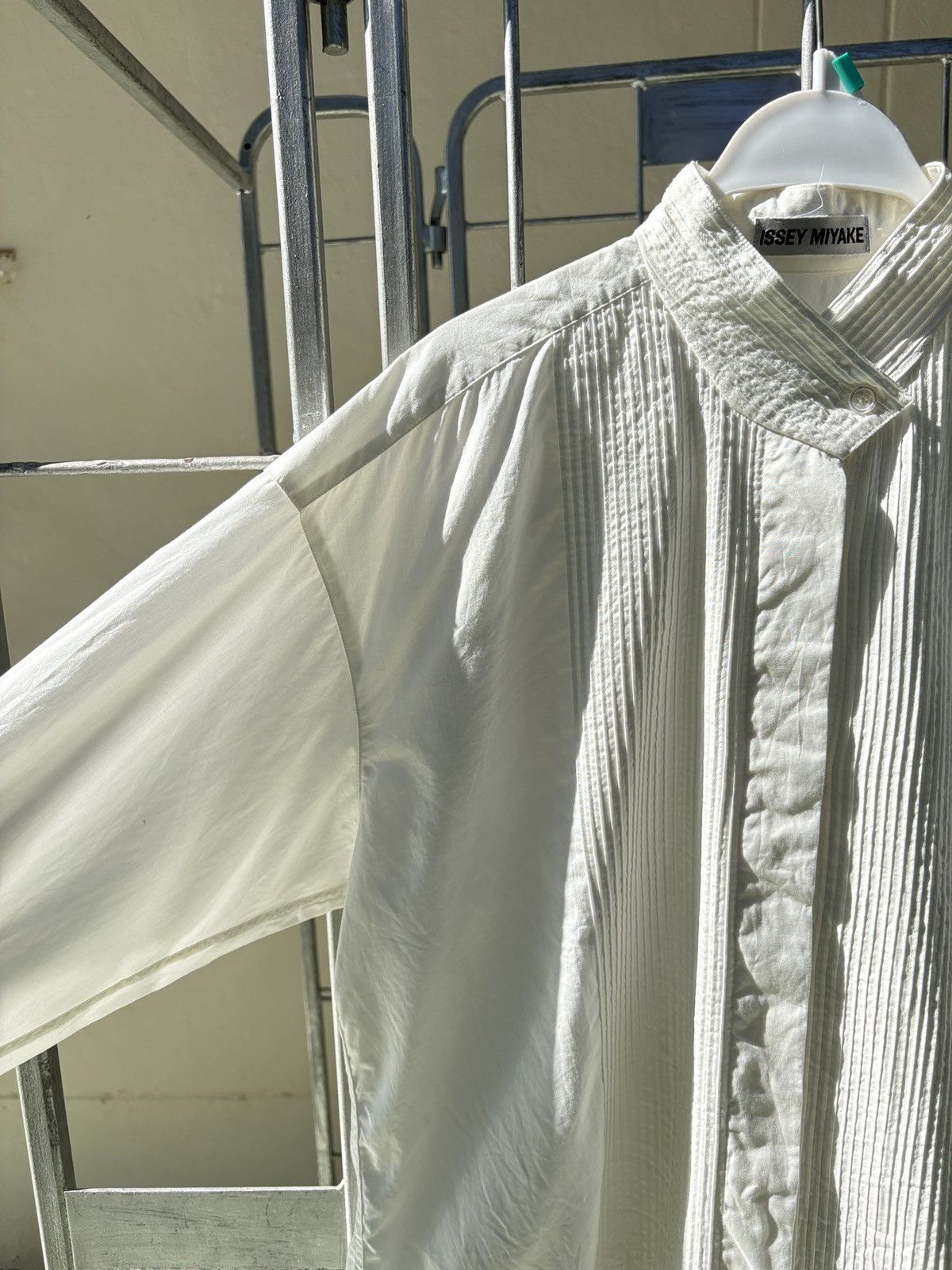 Issey Miyake Issey Miyake pleated white shirt Size M / US 6-8 / IT 42-44 - 6 Thumbnail