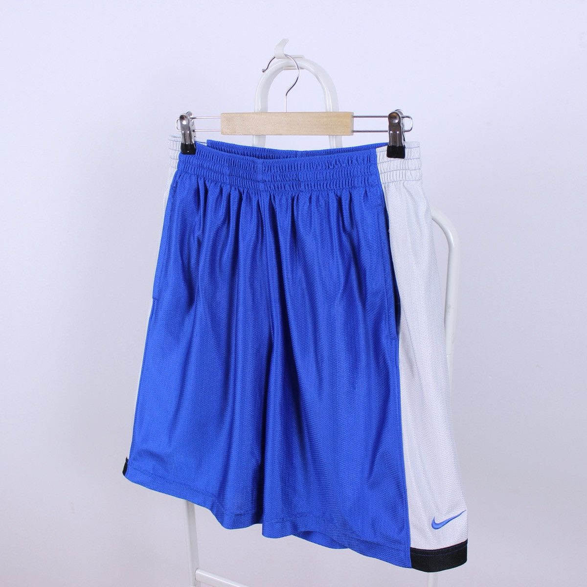 Nike Vintage Nike Basketball Shorts Duke Blue Devils Pockets Size US 31 - 1 Thumbnail