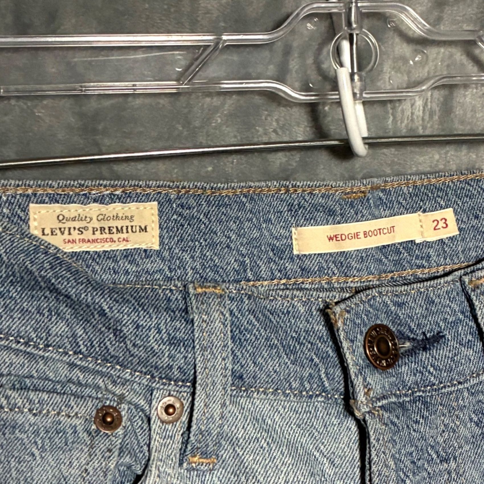 Levi's EUC Levi's Wedgie Bootcut Patchwork Jeans Blue Multi Colorblock Women's 23 Size 40" / US 18 - 6 Thumbnail
