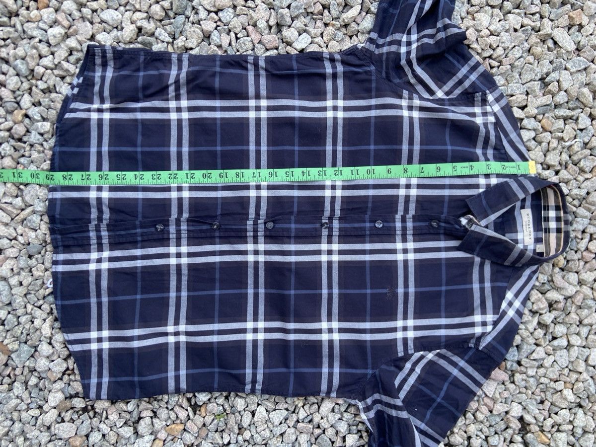 Burberry Burberry buttons up Size US L / EU 52-54 / 3 - 9 Thumbnail