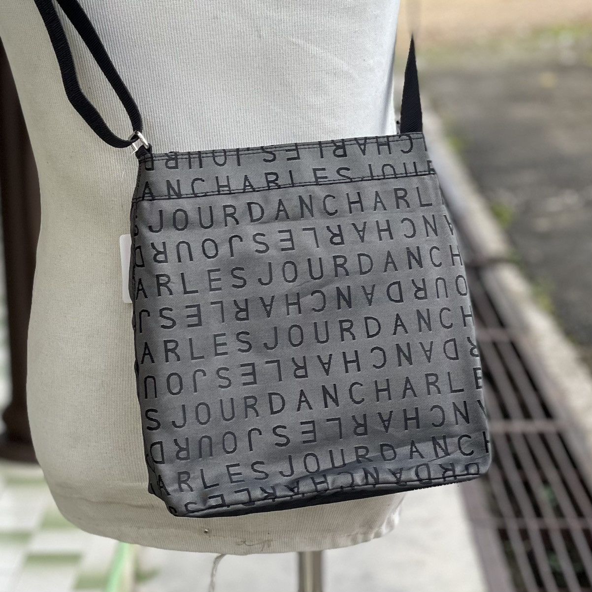 Charles Jourdan × Designer CHARLES JOURDAN FULL PRINT SLING BAG Size ONE SIZE - 3 Thumbnail