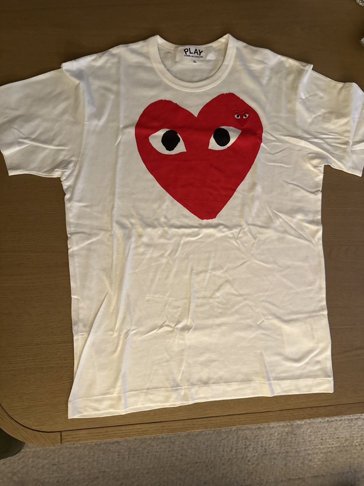Comme des Garcons PLAY COMME DES GARÇONS PLAY RED HEART T-SHIRT WHITE Size US XL / EU 56 / 4 - 1 Preview