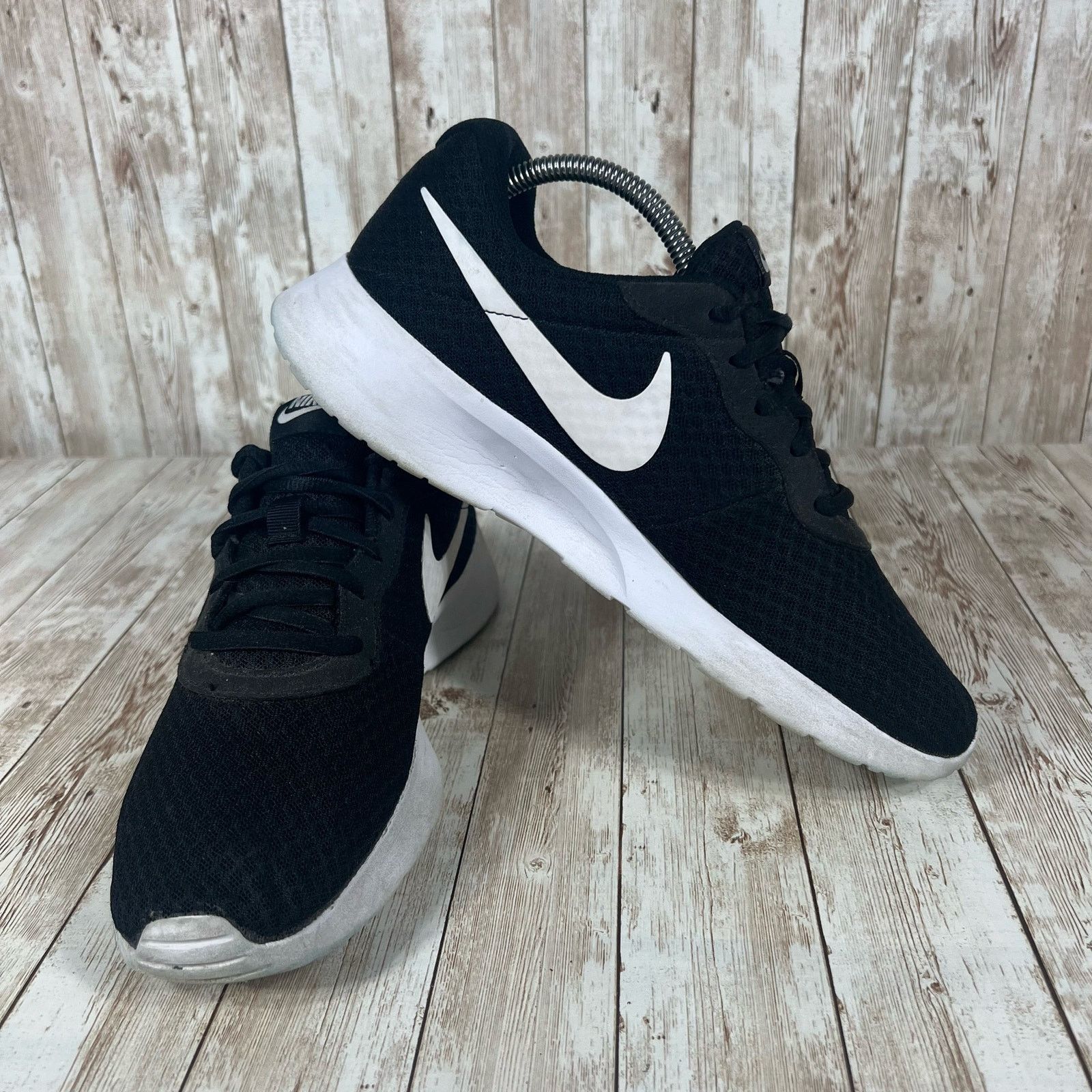 Nike Nike Tanjun white black Womens 10 Size US 10 / IT 40 - 6 Thumbnail