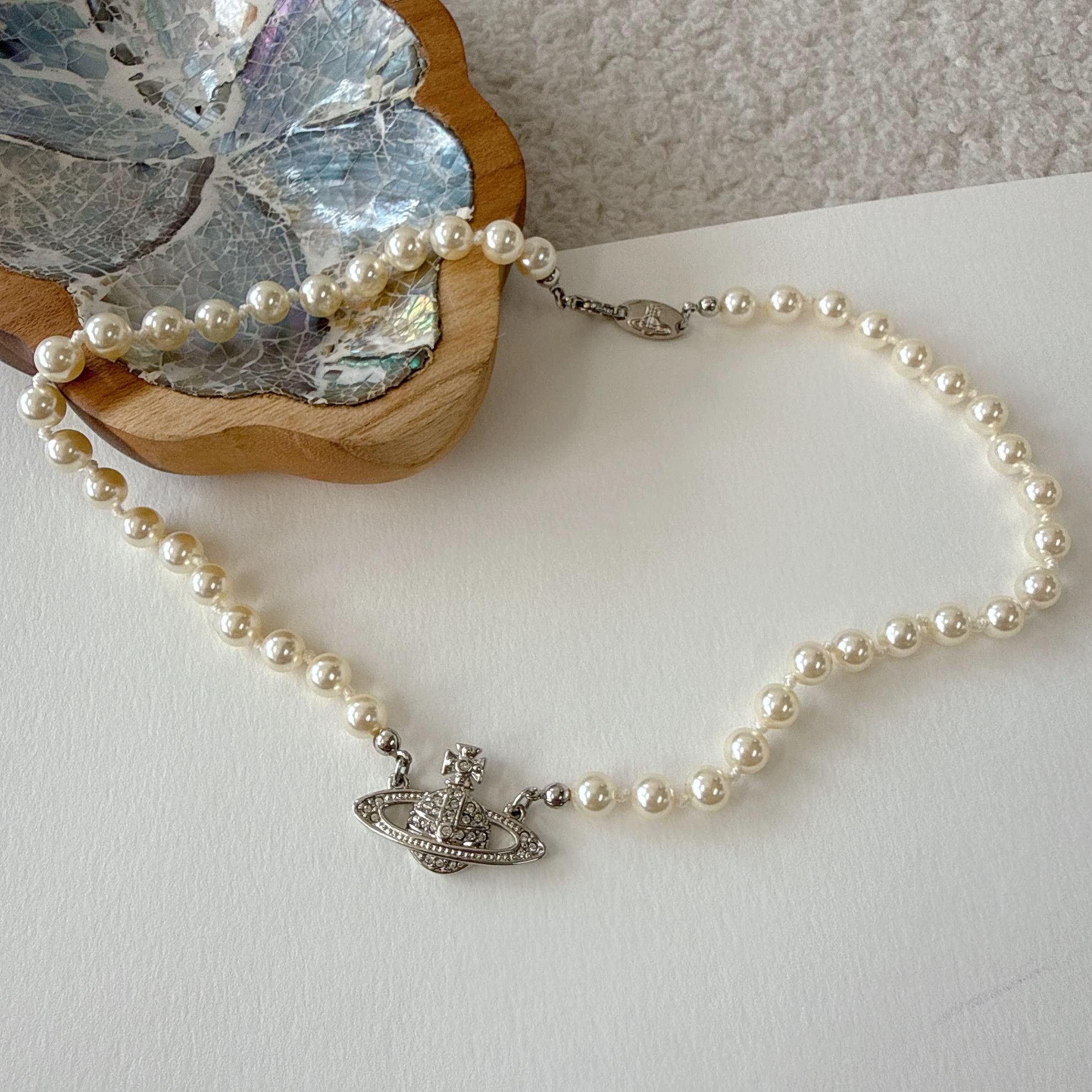 Vivienne Westwood Vivienne Westwood Pearl Necklace 4336 Size ONE SIZE - 1 Thumbnail
