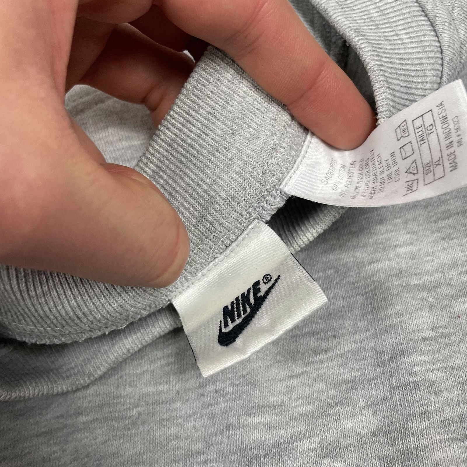 Nike × Vintage Vintage Nike Men’s Heather Gray Solo Swoosh Sweatshirt XL Size US XL / EU 56 / 4 - 7 Thumbnail