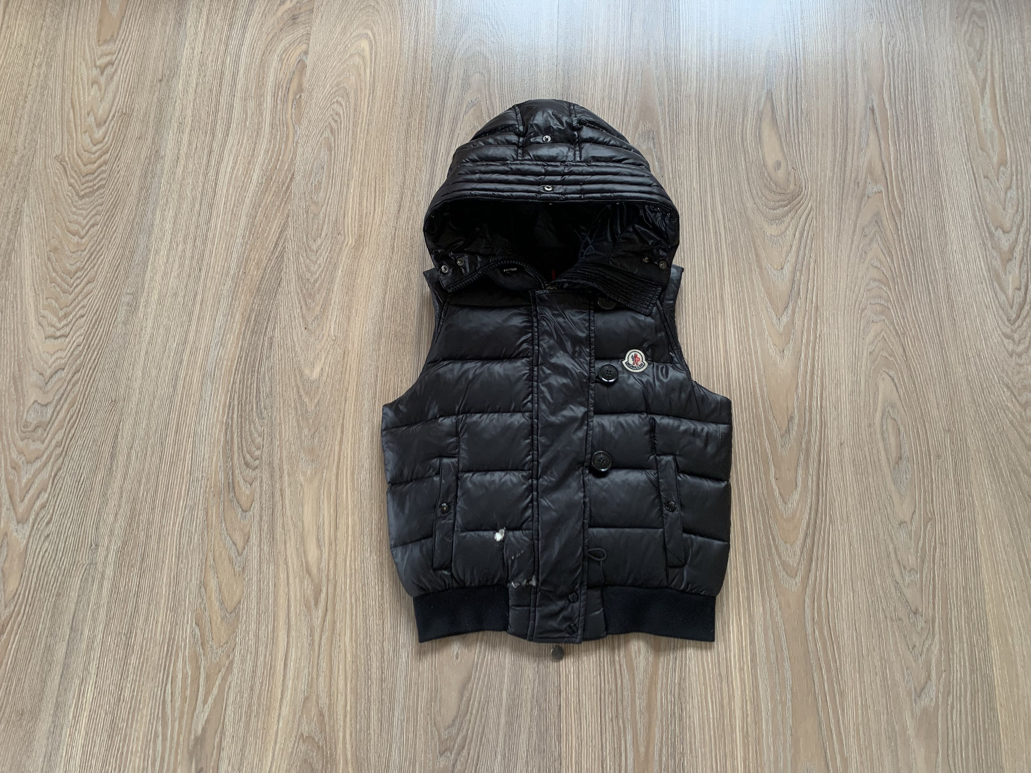 Moncler Womens Moncler Down Hooded Puffer Vest Size XXS / US 00 / IT 34 - 1 Thumbnail