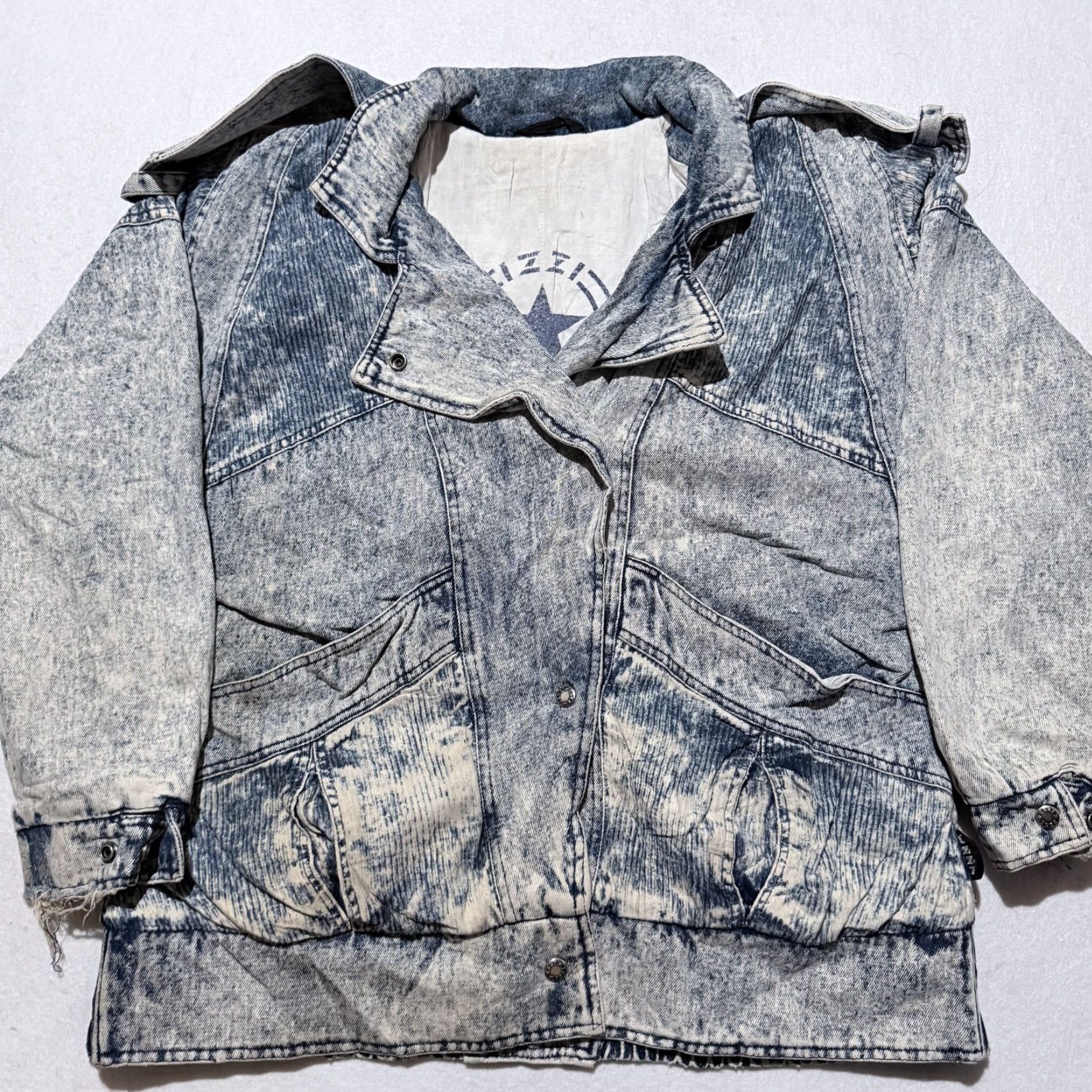 Denime VINTAGE Izzi Puffer Jacket Women's Blue Acid Wash Denim Frayed Cuffs Retro XL Jacket - Denim Blue Puffer Women's Izzi Vintage 90s Retro Size XL / US 12-14 / IT 48-50 - 2 Thumbnail