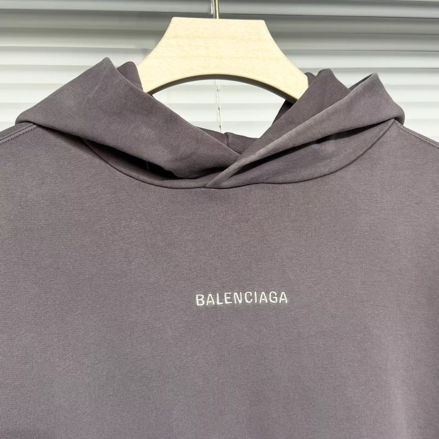Balenciaga Balenciaga Purple Distressed Logo Hoodie S 99 New Size US S / EU 44-46 / 1 - 3 Thumbnail