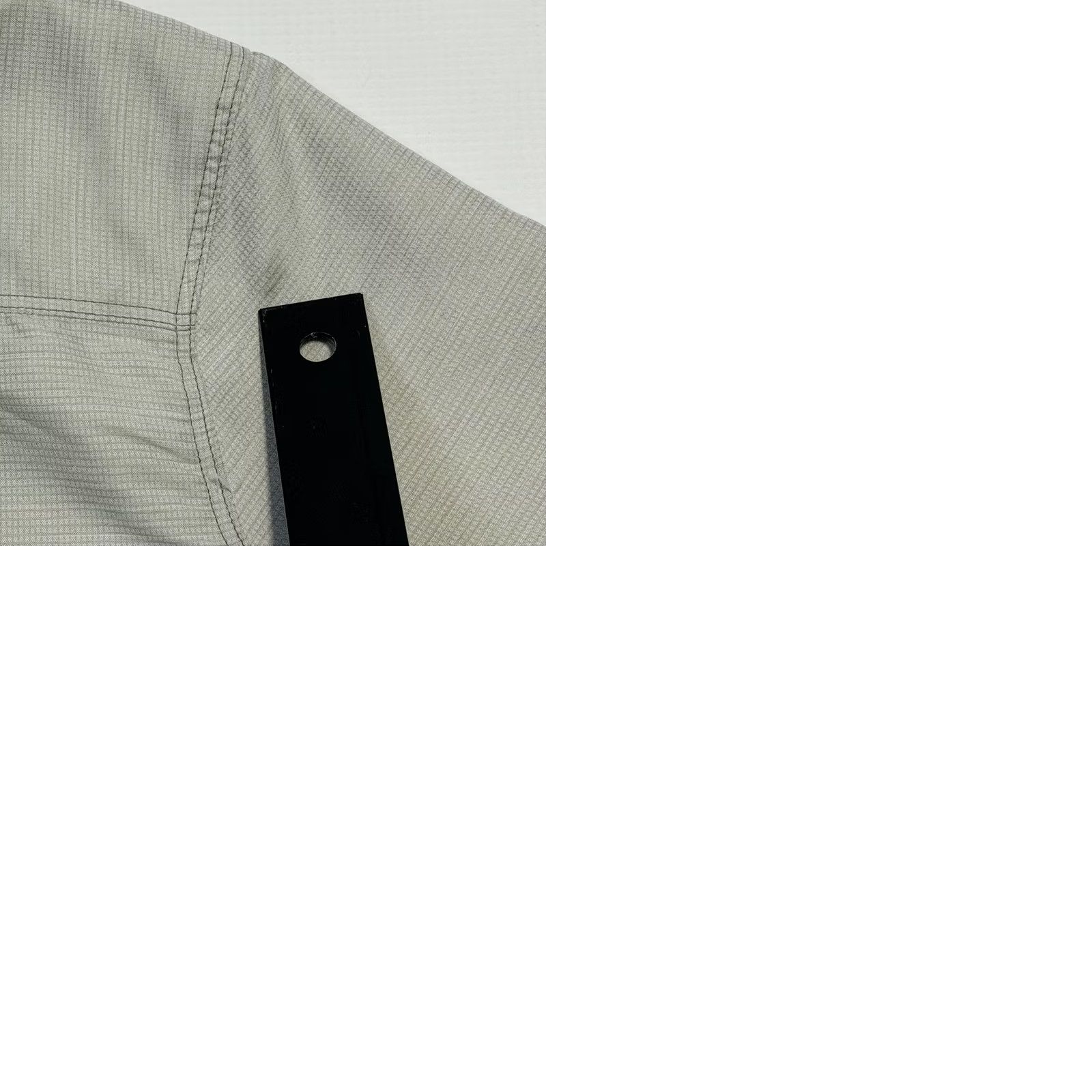 Mountain Hardwear Mountain Hardwear Shirt Mens L Gray Long Sleeve Button Zip Pocket Hiking Size US L / EU 52-54 / 3 - 10 Thumbnail