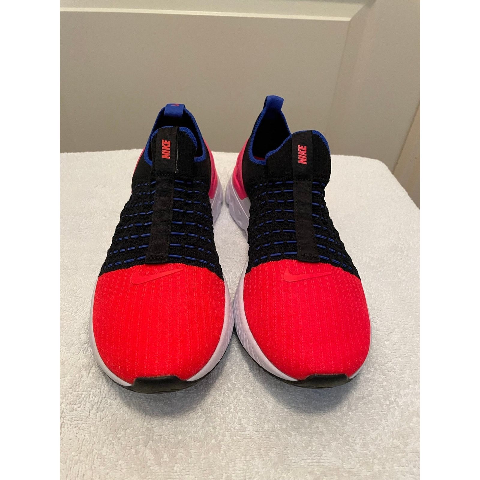 Nike Nike React Phantom Run Flyknit 2 Slip On Running Shoe Size US 8.5 / IT 38.5 - 7 Thumbnail
